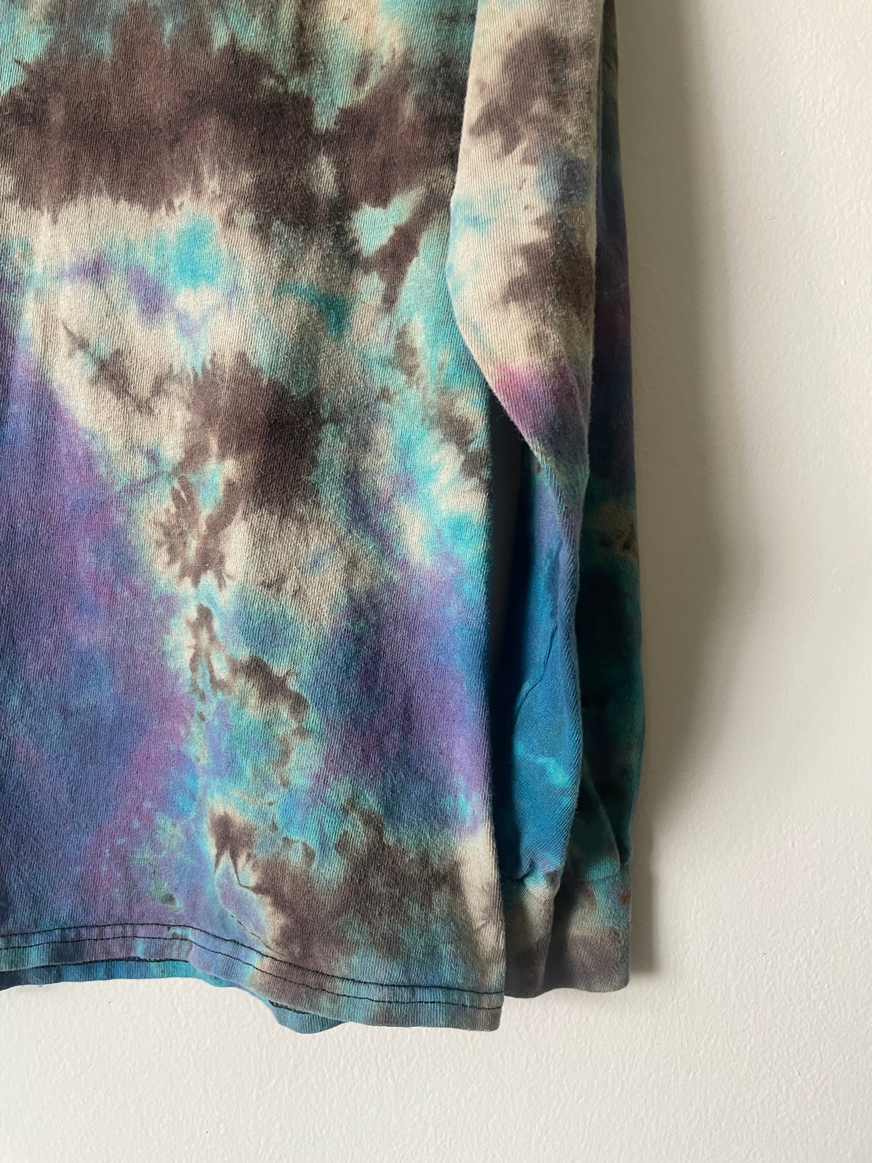 XS Men's XXXTentacion Handmade Tie Dye Long Sleeve T-Shirt | One-Of-a-Kind Upcycled Purple and Blue Crumpled Top