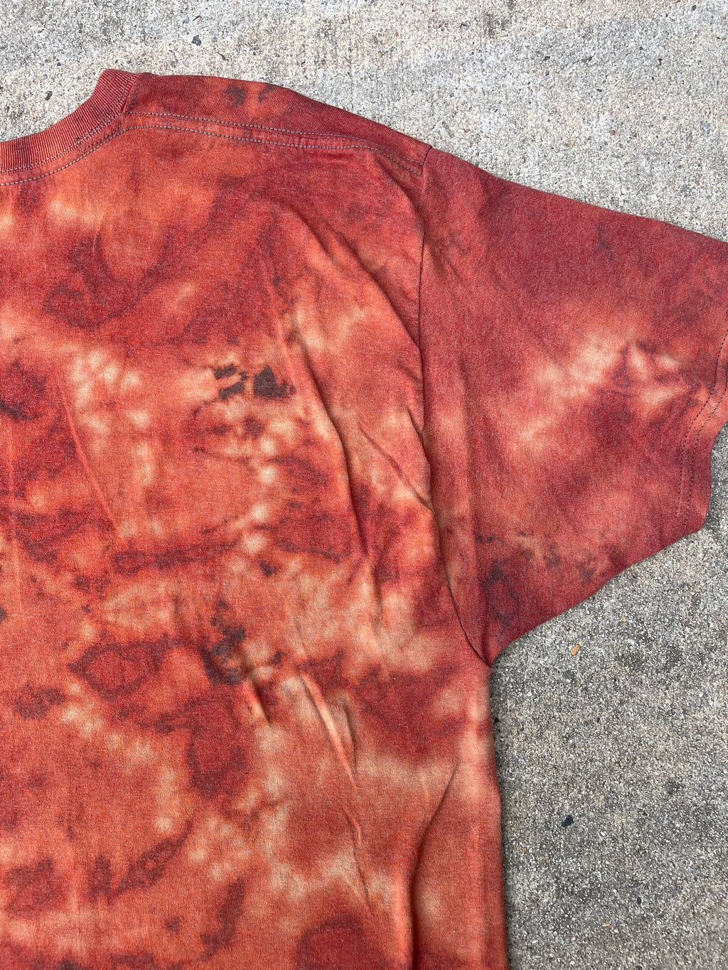 Hand-Printed Skeleton Heart Hands Brown and Orange Reverse Tie Dye Short Sleeve T-Shirt | Men's Size XL