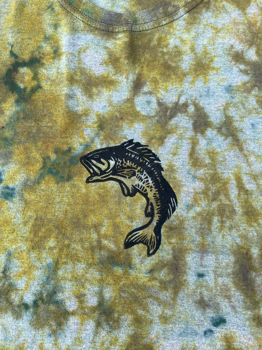 Hand-Printed Largemouth Bass Green and Gray Reverse Tie Dye Short Sleeve T-Shirt | Men's Size XL
