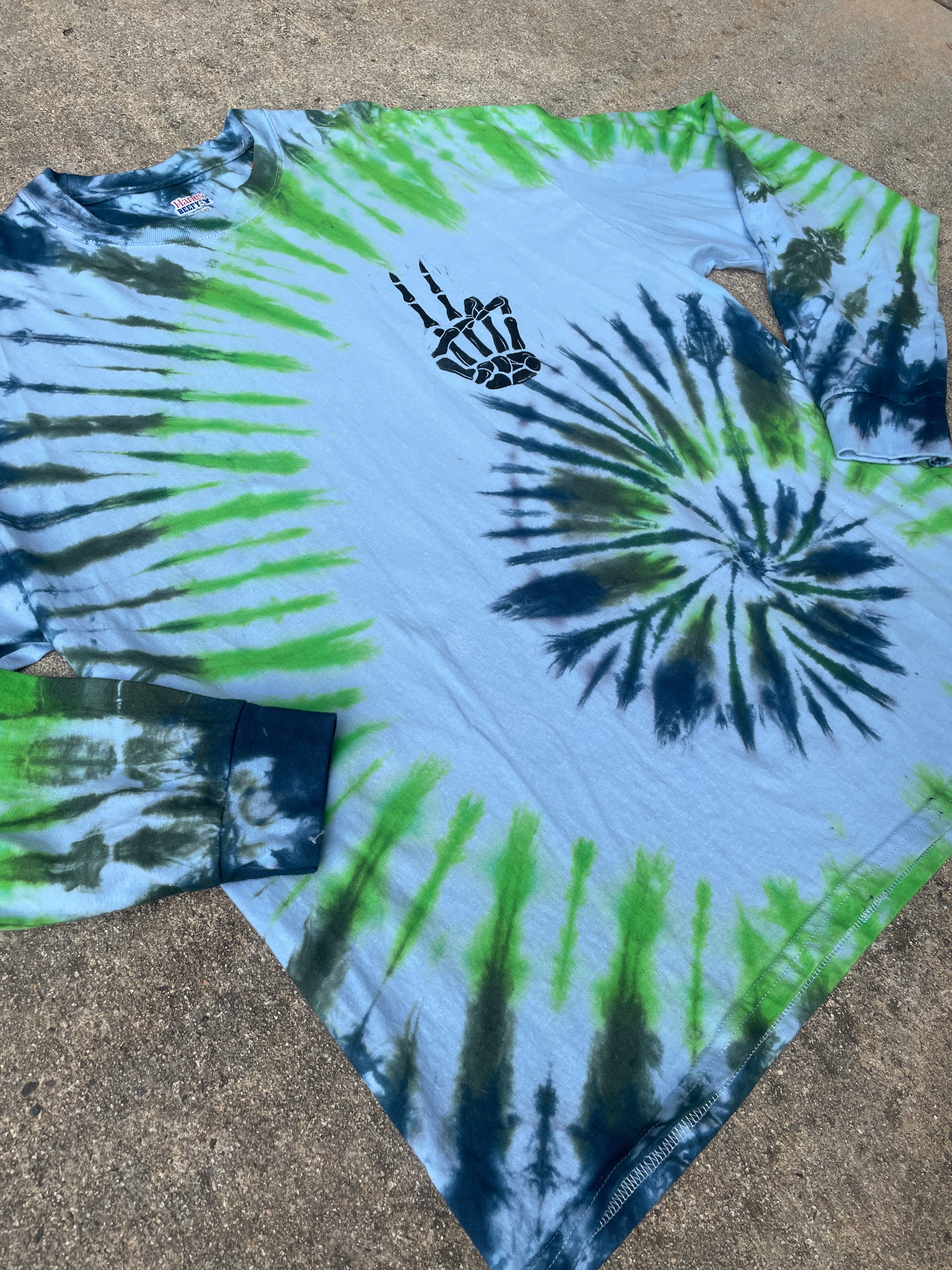Hand-Printed Skeleton Peace Sign Green and Blue Spiral Tie Dye Long Sleeve T-Shirt | Men's Size XL