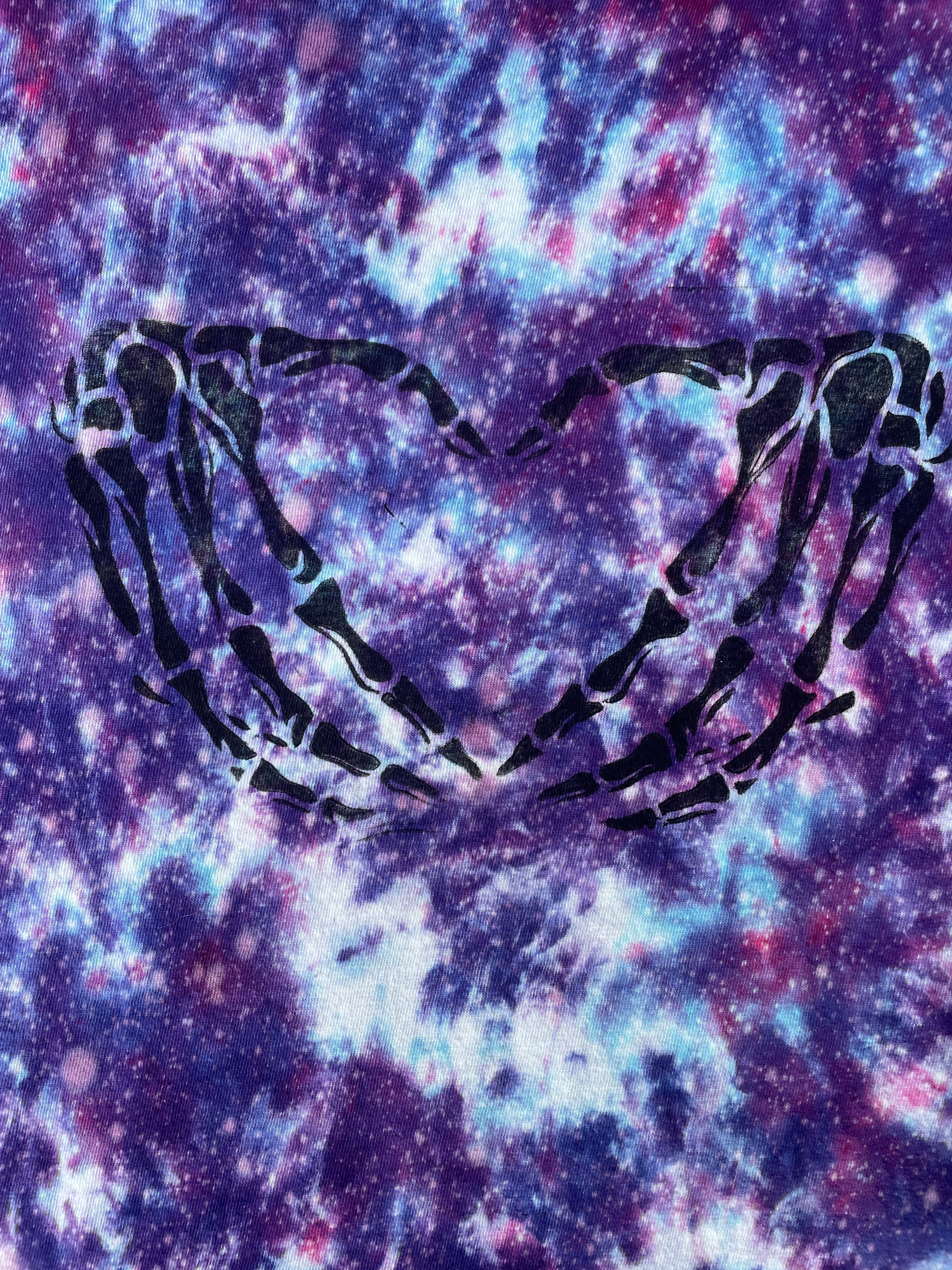 Hand-Printed Skeleton Heart Hands Blue and Purple Tie Dye Short Sleeve T-Shirt | Men's Size XL