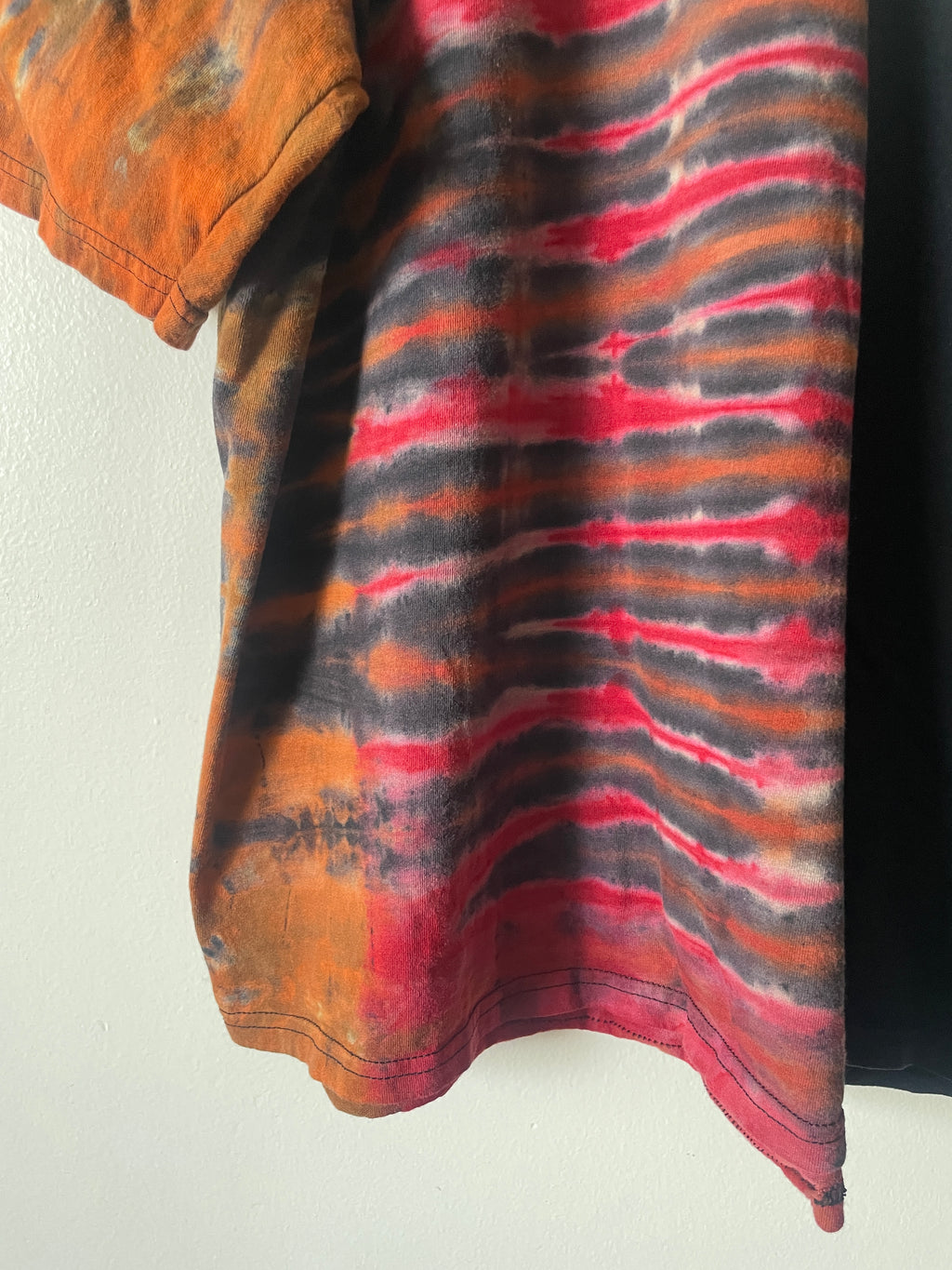 UFO The Visitor Tour 2009 Handmade Tie Dye Short Sleeve T-Shirt | One-Of-a-Kind Upcycled Black, Red, and Pink Pleated Top | Men's 2XL