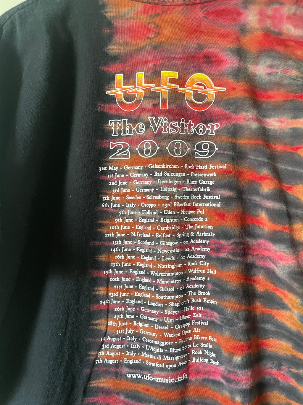 UFO The Visitor Tour 2009 Handmade Tie Dye Short Sleeve T-Shirt | One-Of-a-Kind Upcycled Black, Red, and Pink Pleated Top | Men's 2XL