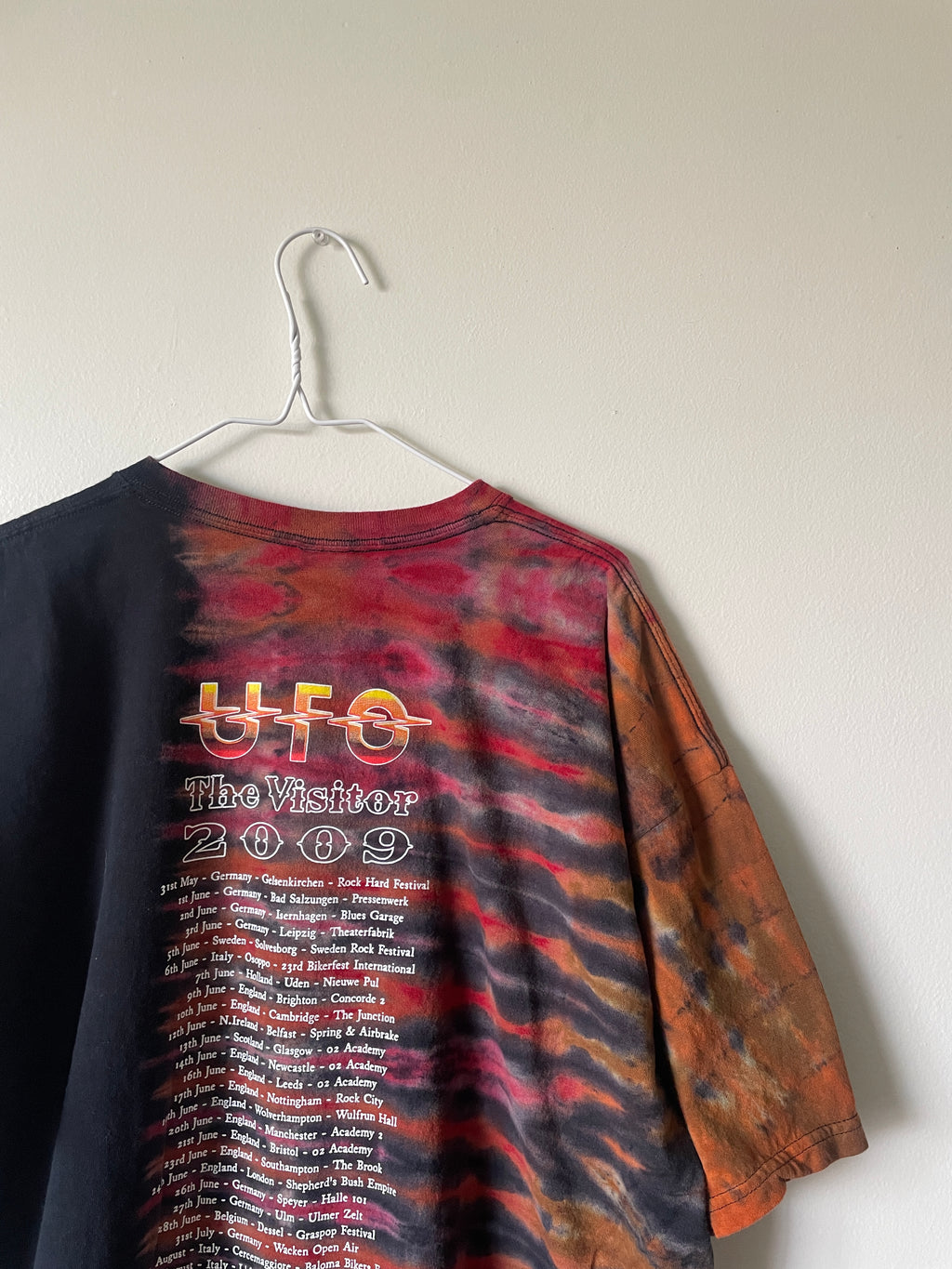 UFO The Visitor Tour 2009 Handmade Tie Dye Short Sleeve T-Shirt | One-Of-a-Kind Upcycled Black, Red, and Pink Pleated Top | Men's 2XL