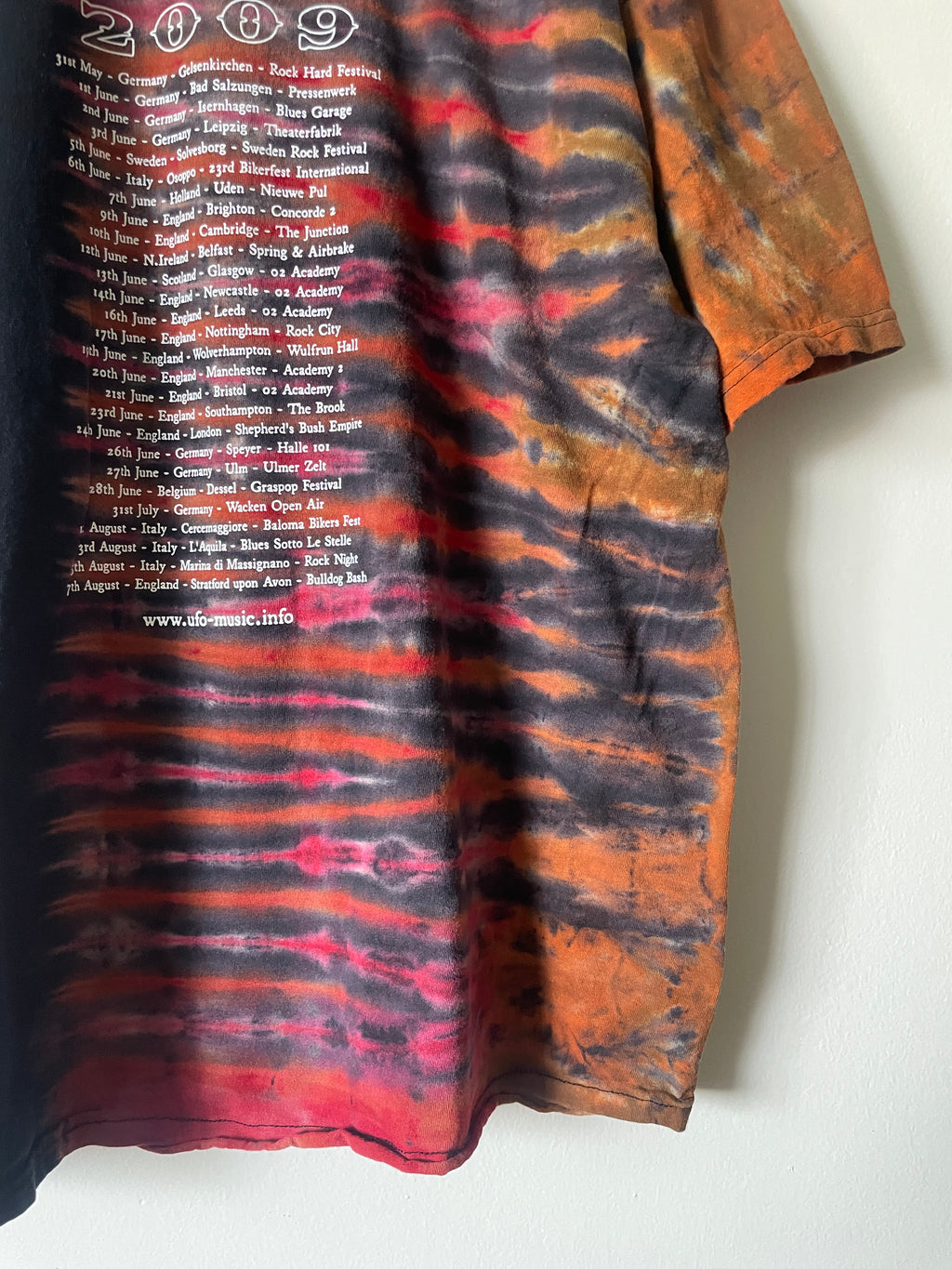 UFO The Visitor Tour 2009 Handmade Tie Dye Short Sleeve T-Shirt | One-Of-a-Kind Upcycled Black, Red, and Pink Pleated Top | Men's 2XL