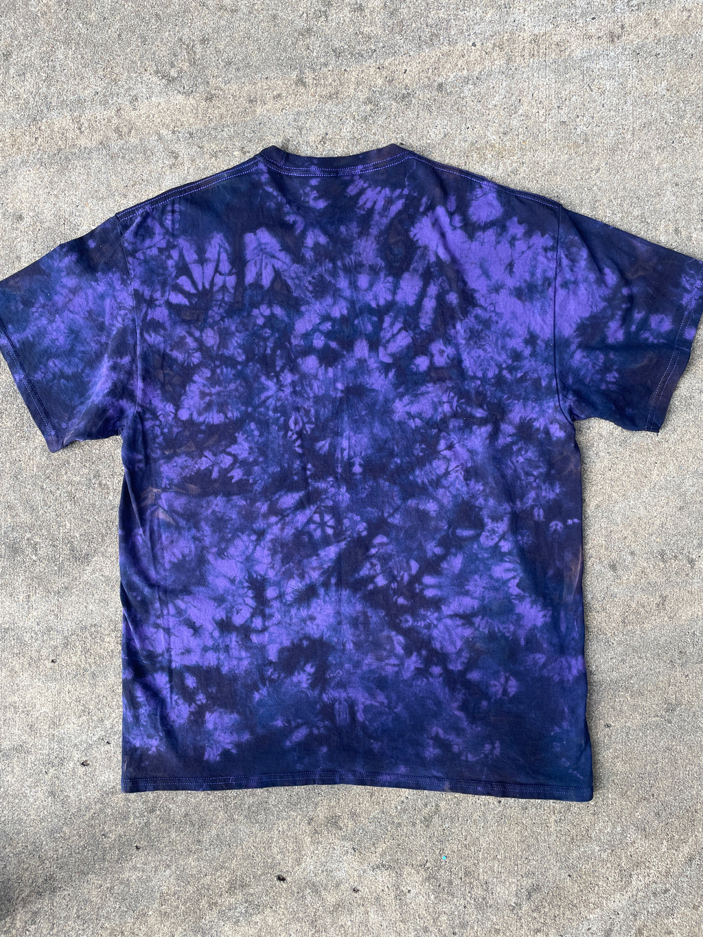 Hand-Printed Skeleton Heart Hands Black and Purple Tie Dye Short Sleeve T-Shirt | Men's Size XL