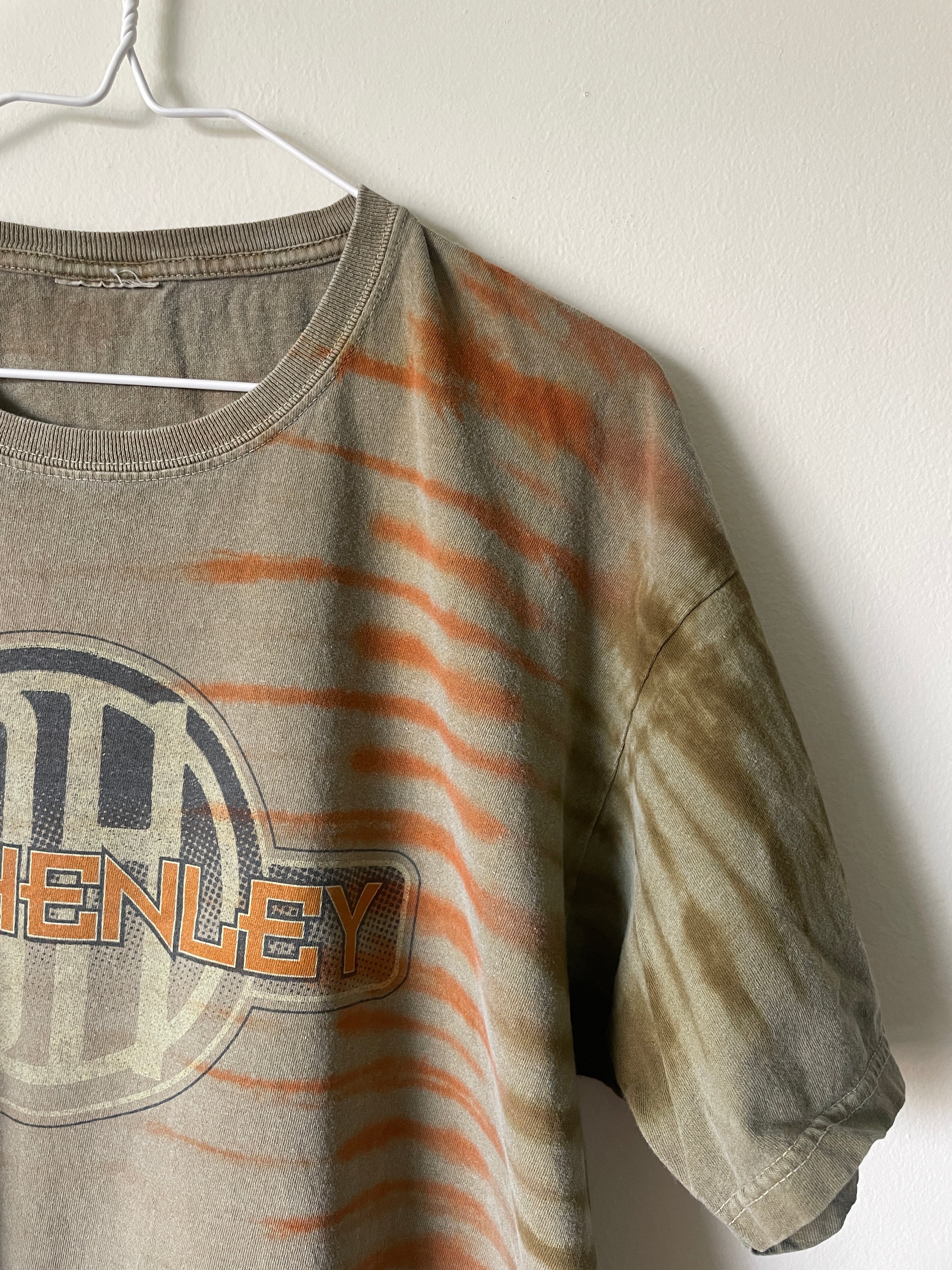 Don Henley Inside Job 2000 Tour Handmade Tie Dye Short Sleeve T-Shirt | One-Of-a-Kind Upcycled Tan and Brown Pleated Top | Men's XL