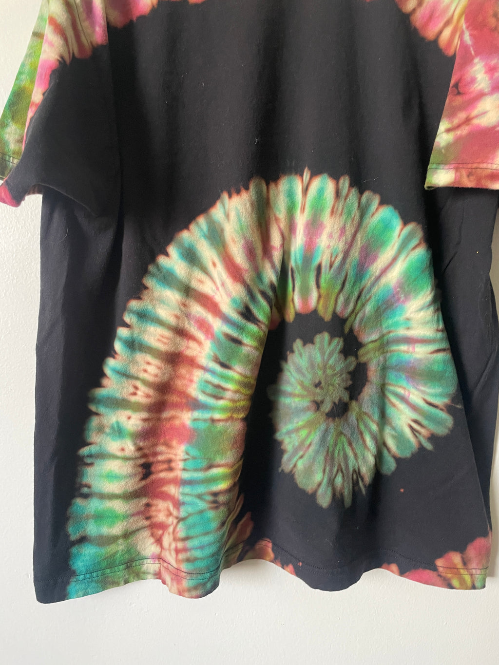 Bruno Mars The Moonshine Jungle Local Crew Handmade Tie Dye Short Sleeve T-Shirt | One-Of-a-Kind Upcycled Black, Green, and Pink Spiral Top | Men's 2XL