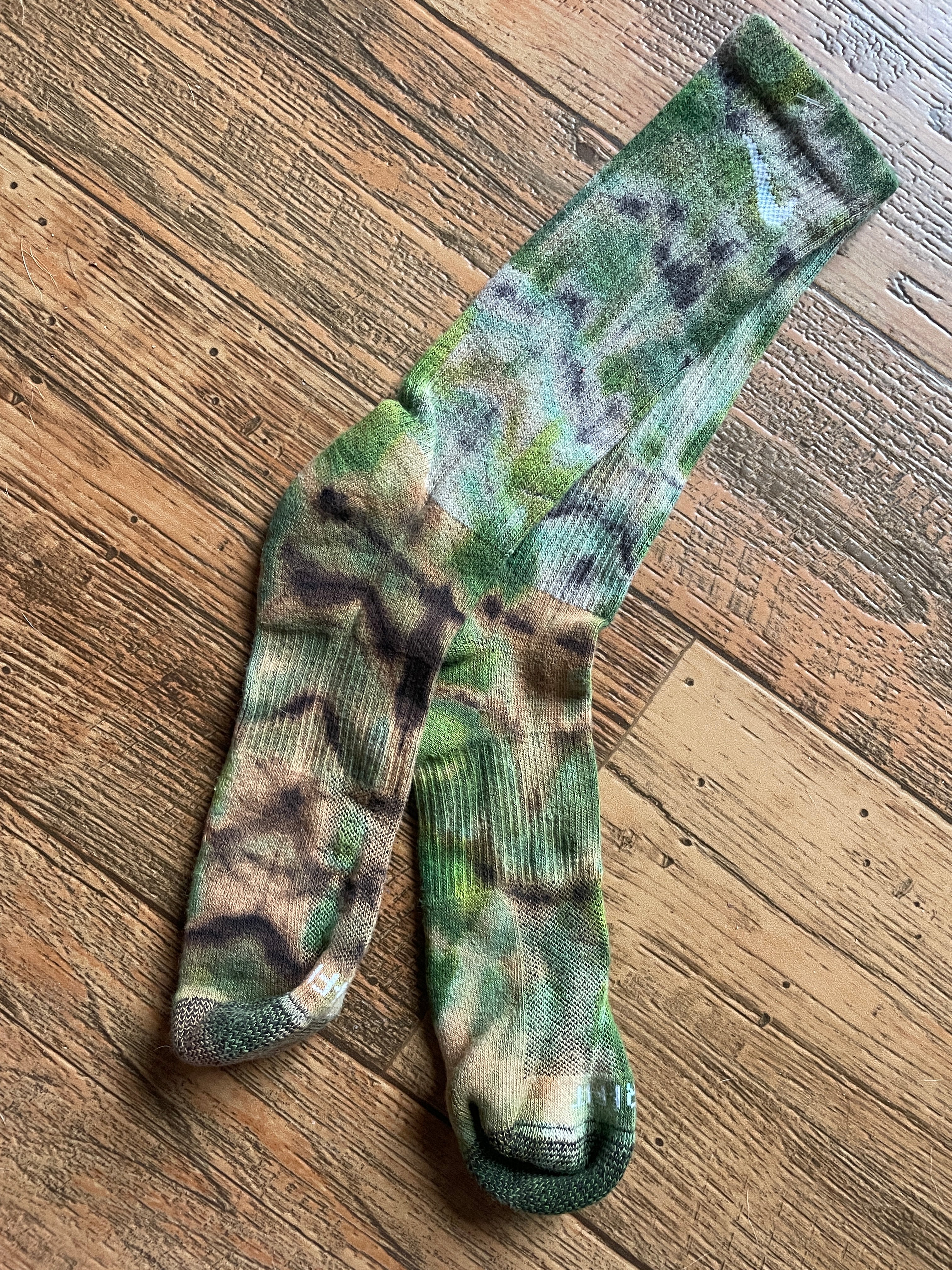 Green and Black Acid Dye Socks | One-of-a-Kind Nike Dri-FIT Everyday Plus Training Socks | Size Large (Men's 9-12/Women's 10-13)