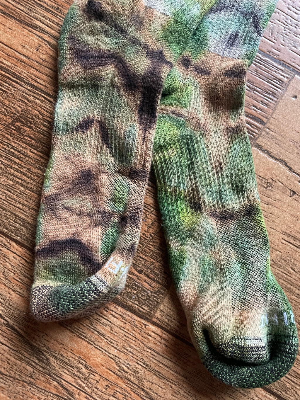 Green and Black Acid Dye Socks | One-of-a-Kind Nike Dri-FIT Everyday Plus Training Socks | Size Large (Men's 9-12/Women's 10-13)