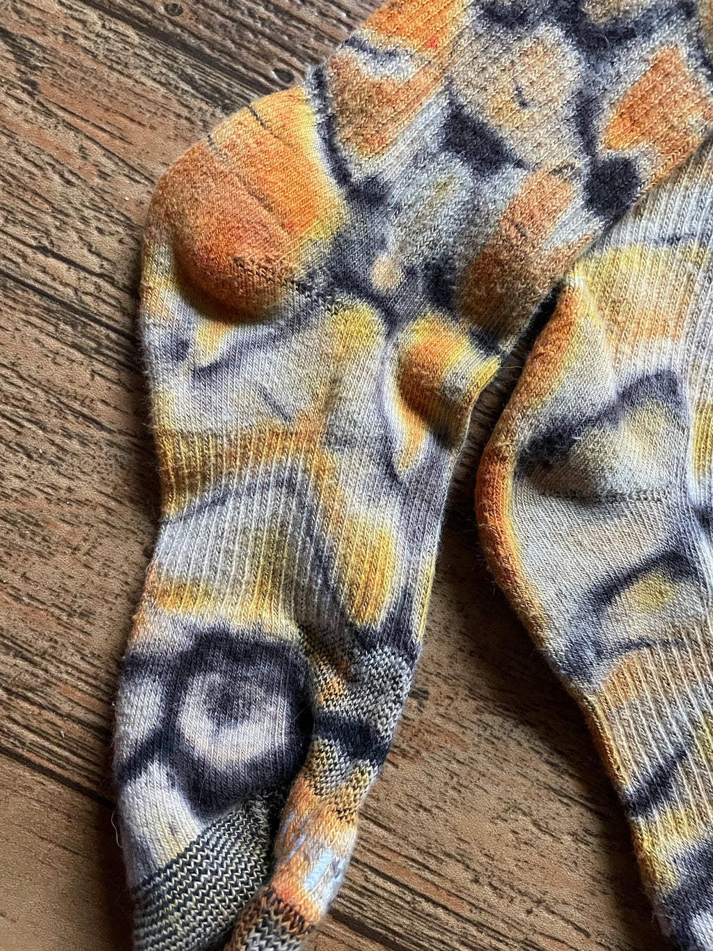 Orange and Black Acid Dye Socks | One-of-a-Kind Nike Dri-FIT Everyday Plus Training Socks | Size Medium (Men's 6-8/Women's 6-10)