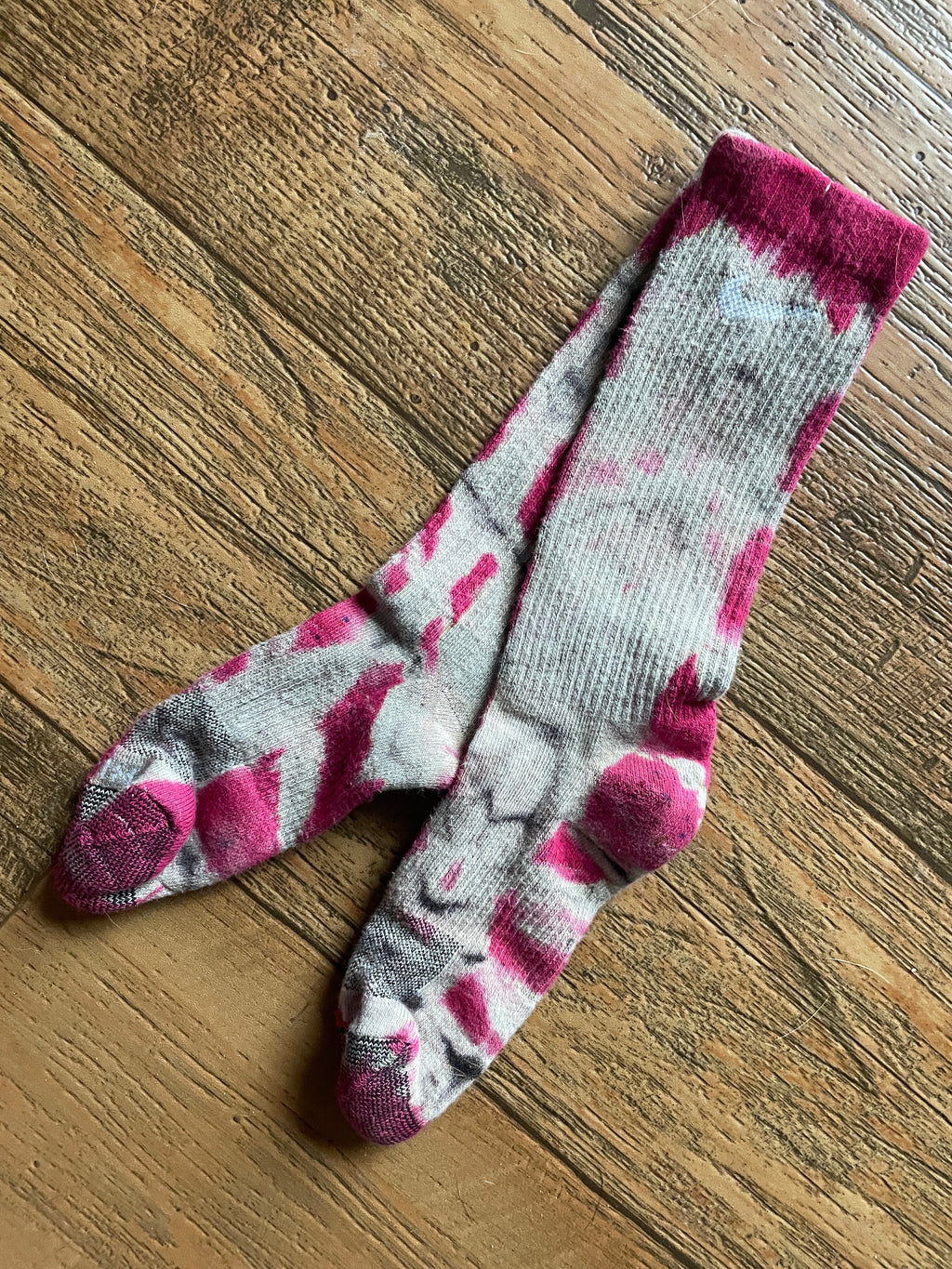 Pink and Black Acid Dye Socks | One-of-a-Kind Nike Dri-FIT Everyday Plus Training Socks | Size Medium (Men's 6-8/Women's 6-10)