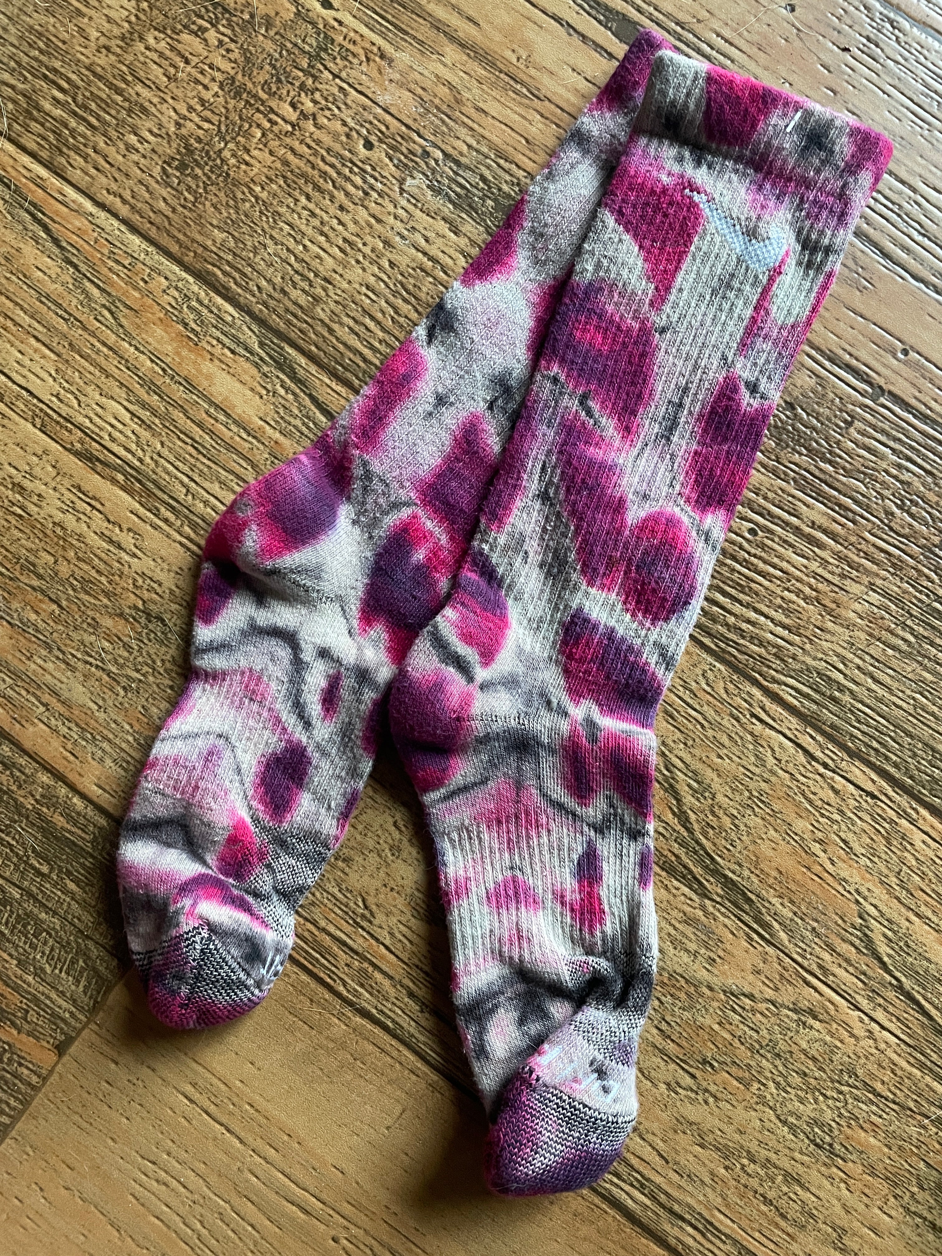 Pink, Purple, and Black Acid Dye Socks | One-of-a-Kind Nike Dri-FIT Everyday Plus Training Socks | Size Medium (Men's 6-8/Women's 6-10)