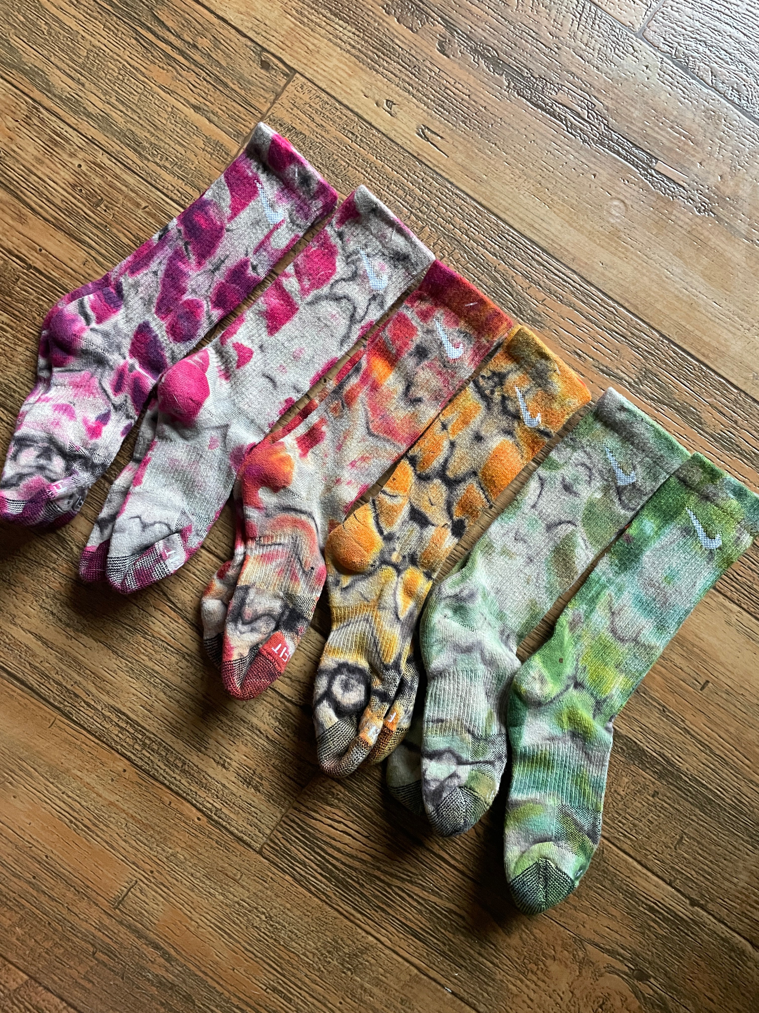 Pink, Purple, and Black Acid Dye Socks | One-of-a-Kind Nike Dri-FIT Everyday Plus Training Socks | Size Medium (Men's 6-8/Women's 6-10)