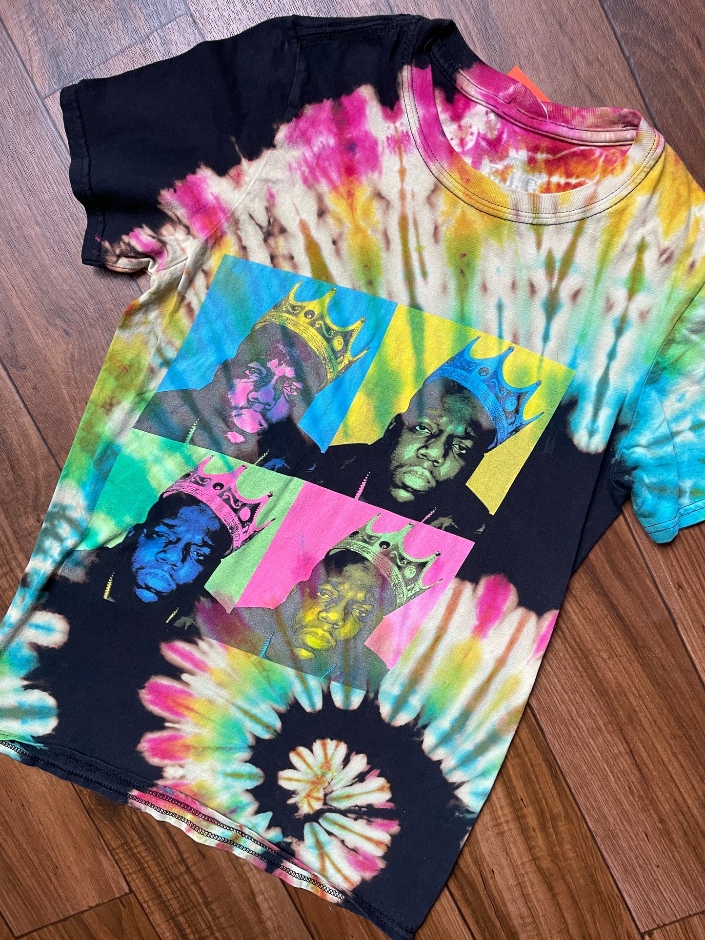 Women's Small Notorious B.I.G. Reverse Tie Dye Short Sleeve T-Shirt