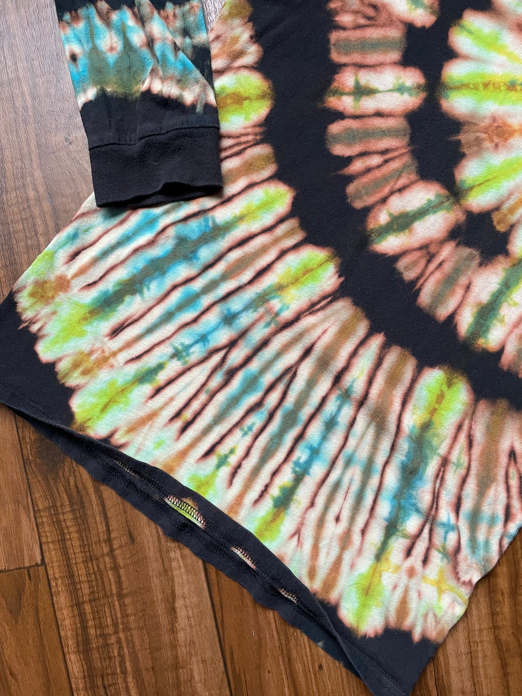 Women's Small Vans Off the Wall Double-Sided Reverse Tie Dye Long Sleeve T-Shirt