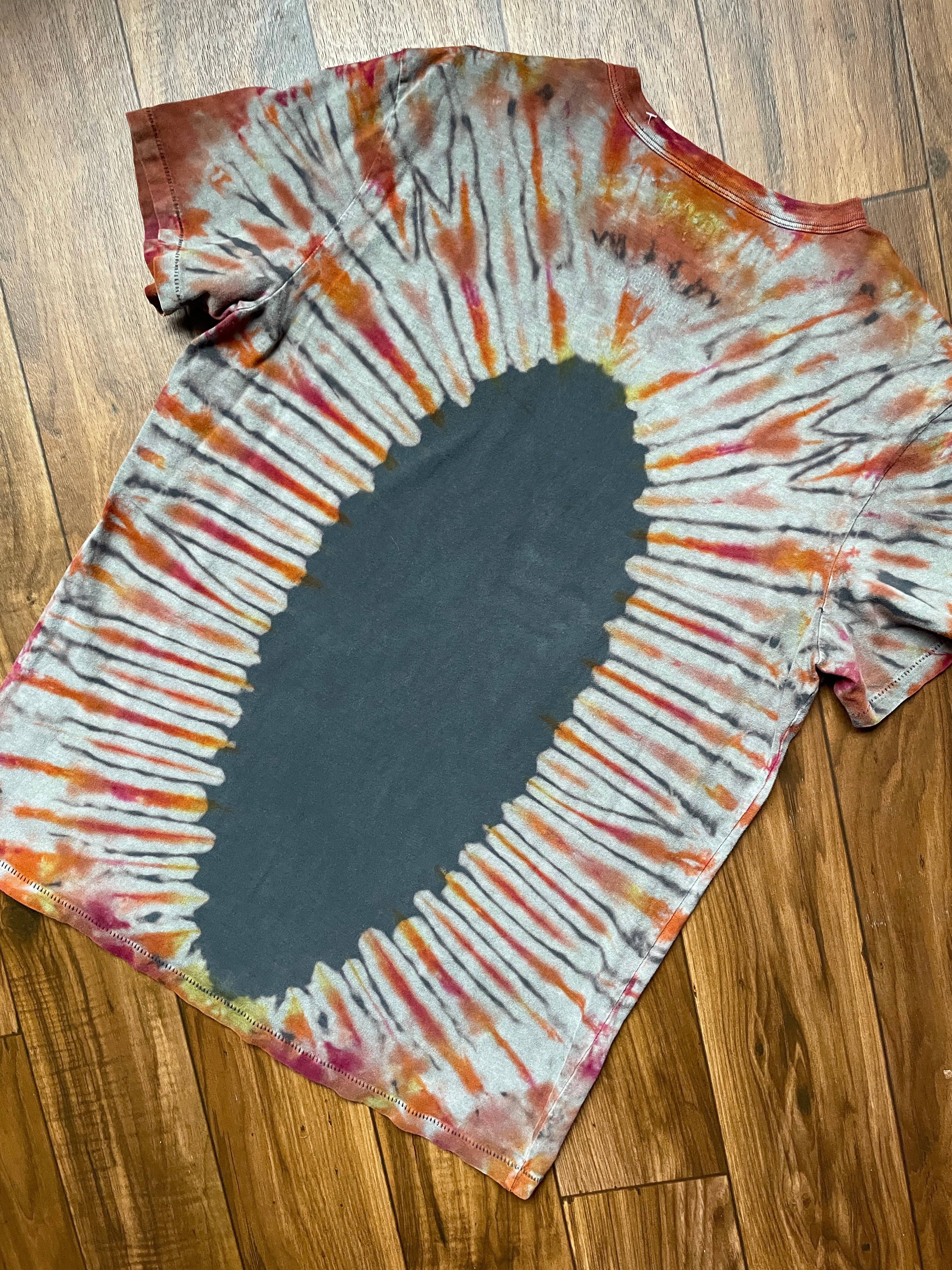 Unisex Large 2Pac Reverse Tie Dye Short Sleeve T-Shirt