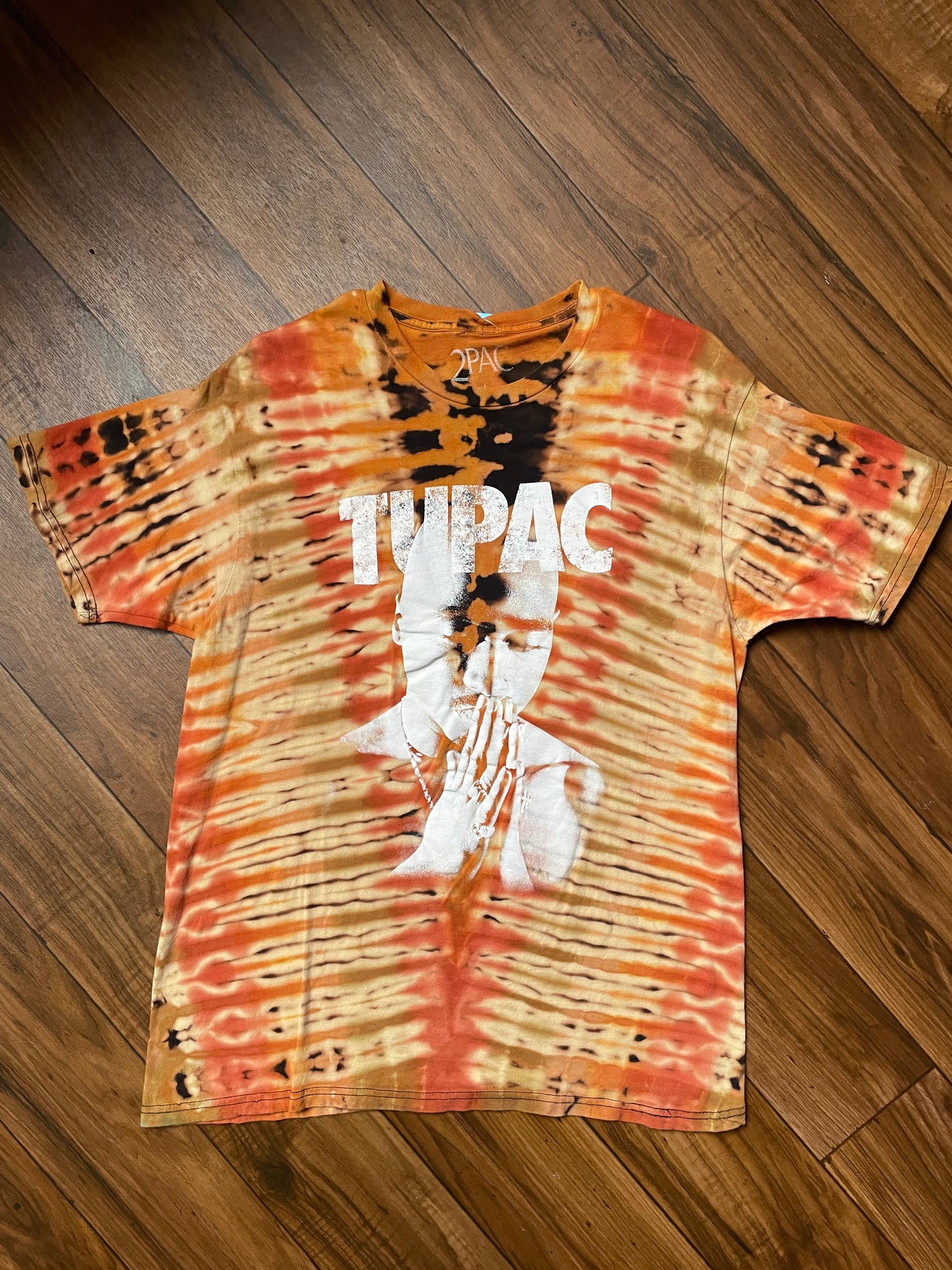 Men's Large Tupac Reverse Tie Dye Short Sleeve T-Shirt