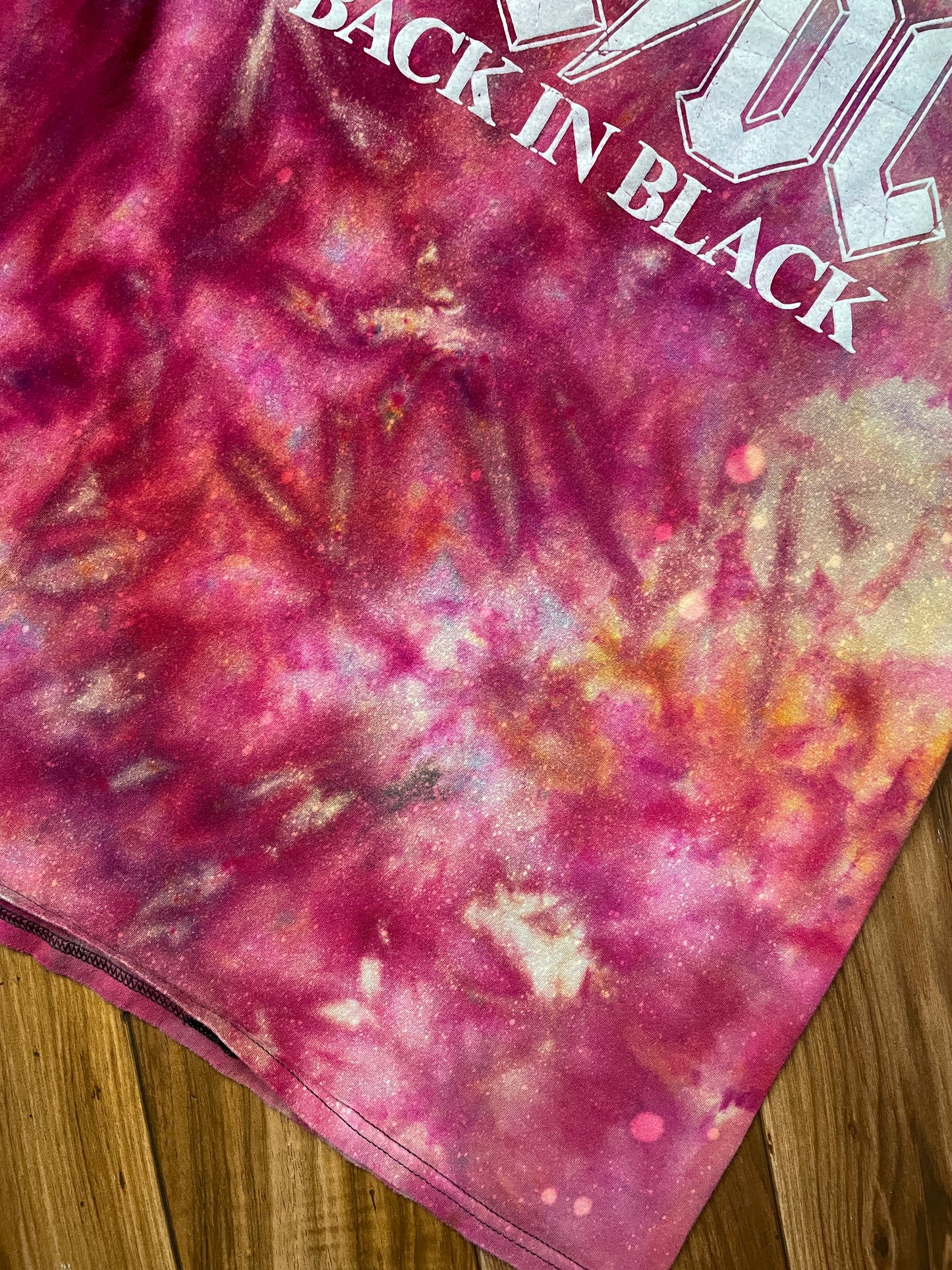 Women's Large AC/DC Back in Black Red Galaxy Ice Dye Tie Dye Short Sleeve T-Shirt