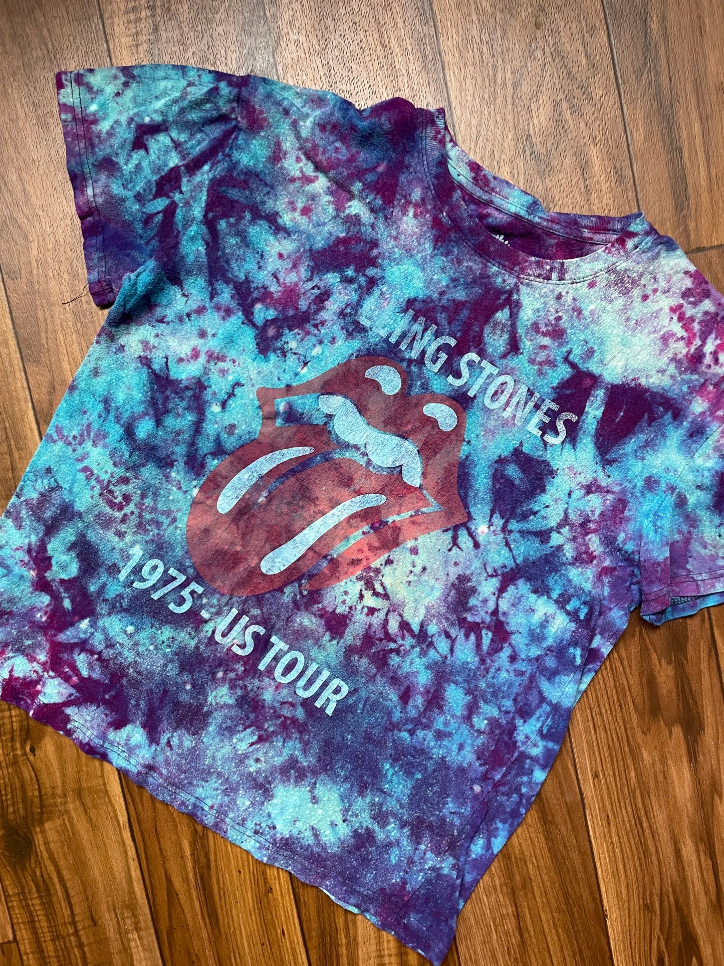 Women's Large The Rolling Stones Hot Lips Galaxy Ice Dye Tie Dye Short Sleeve T-Shirt