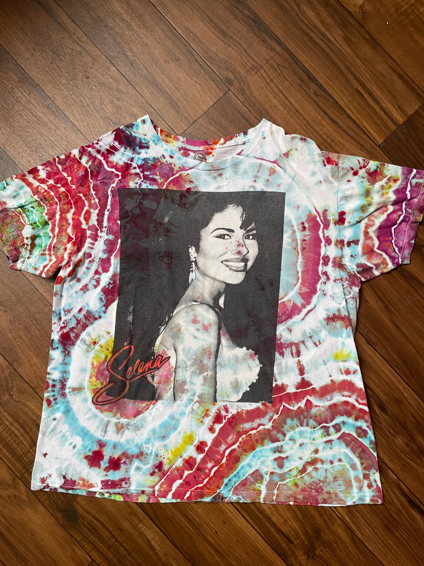 Men's XL Selena Rainbow Geode Tie Dye Short Sleeve T-Shirt