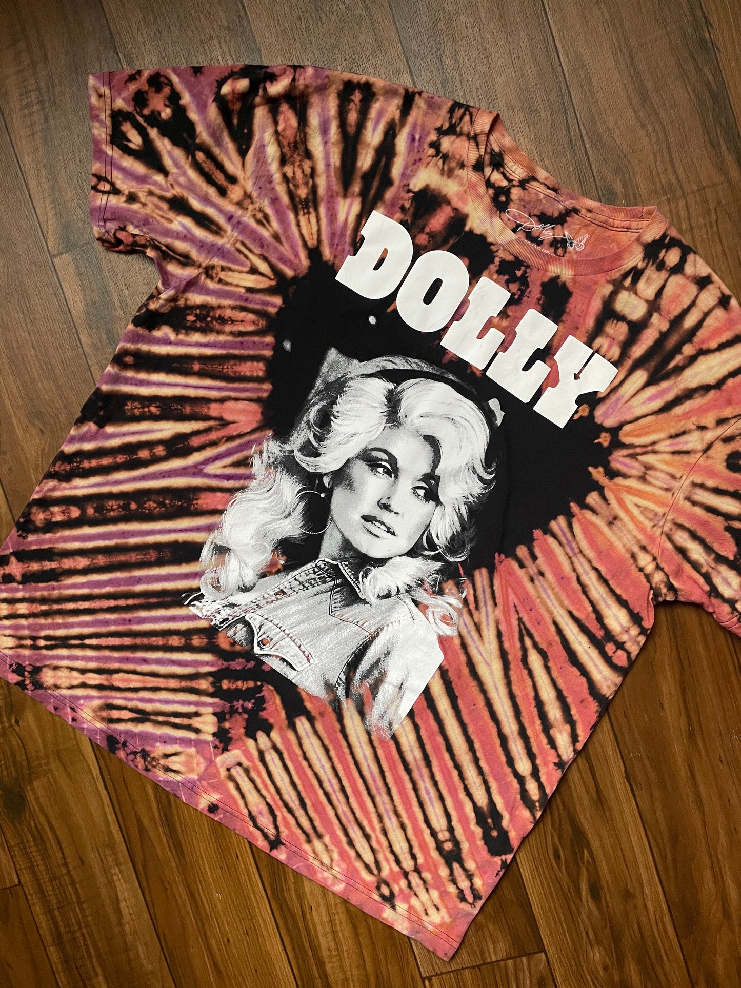 Men's XL Dolly Parton Tie Dye Short Sleeve T-Shirt