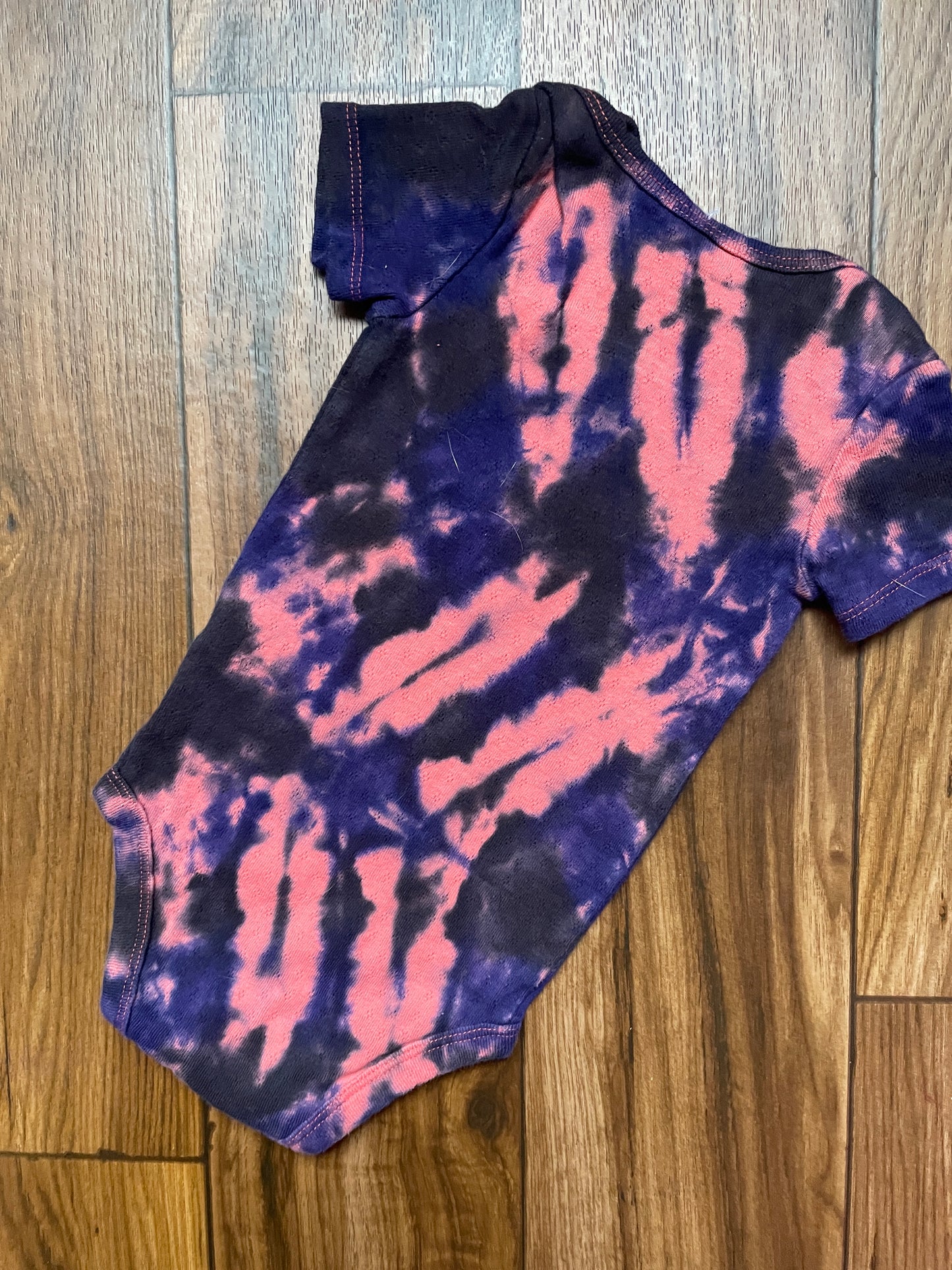 12 MO Pink & Black Tie Dye Short Sleeve Baby Onesie