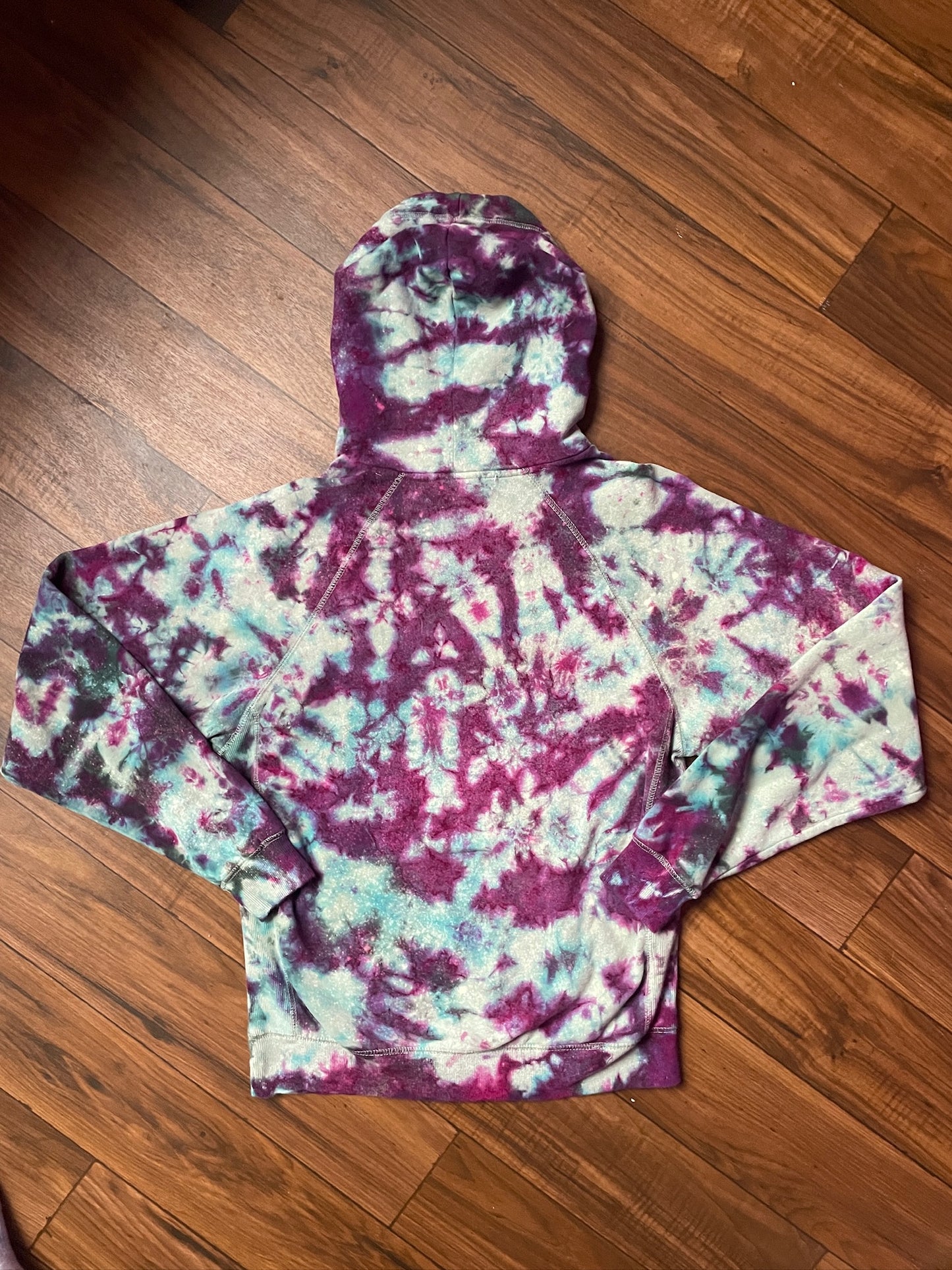 Men's Medium Jackson Hole Embroidered Tie Dye Hoodie