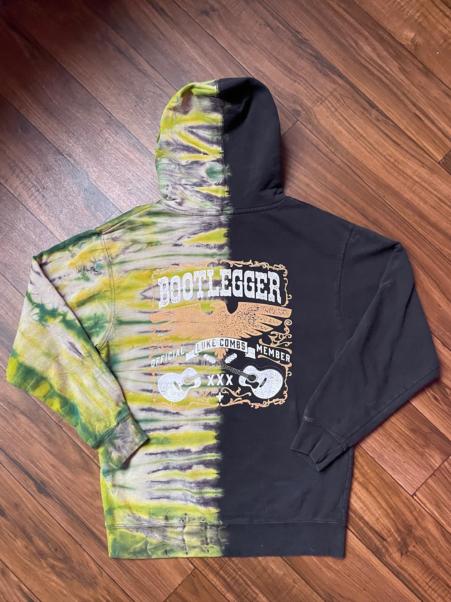 Men's Medium Luke Combs Tour Tie Dye Hoodie