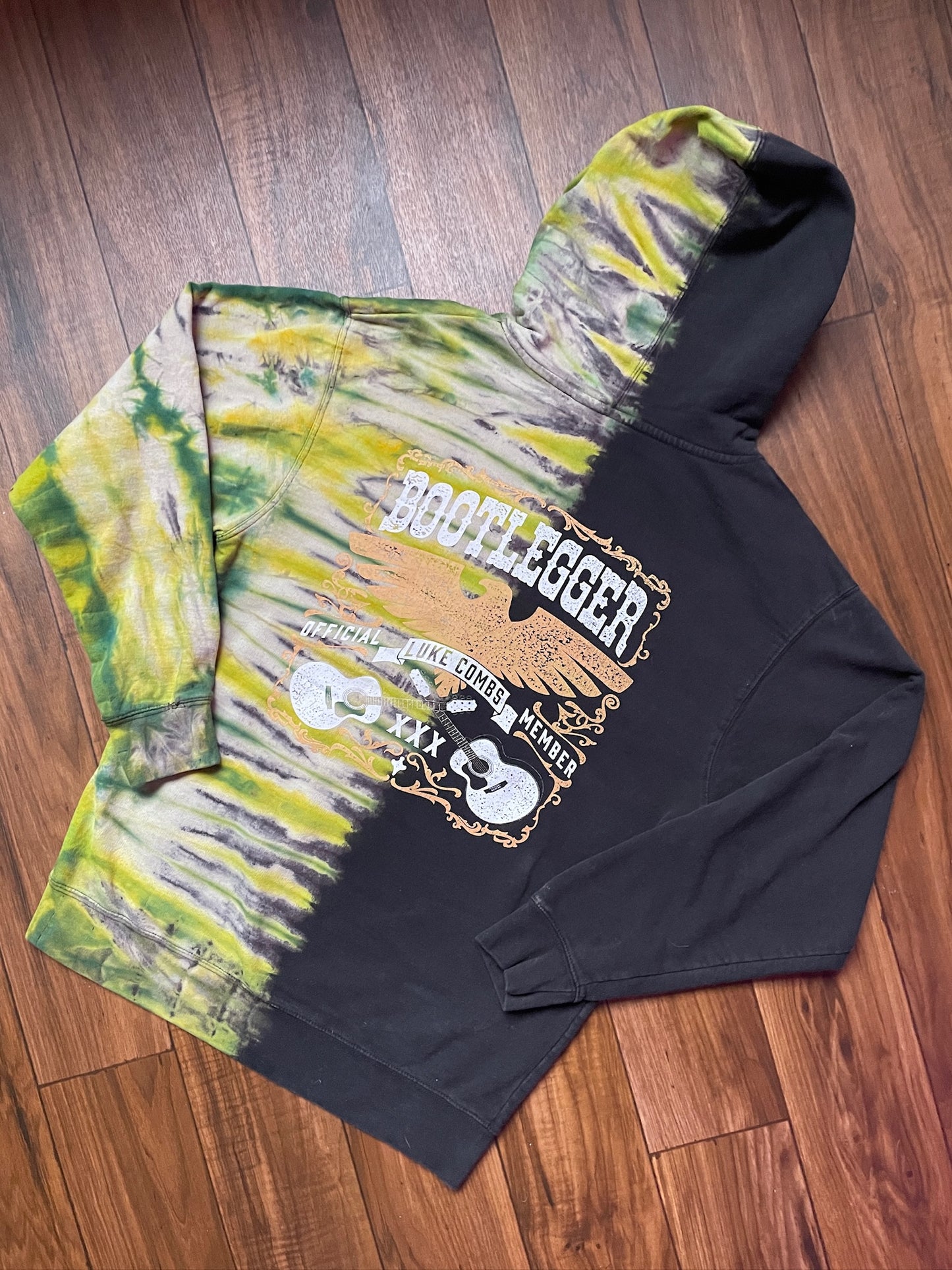 Men's Medium Luke Combs Tour Tie Dye Hoodie