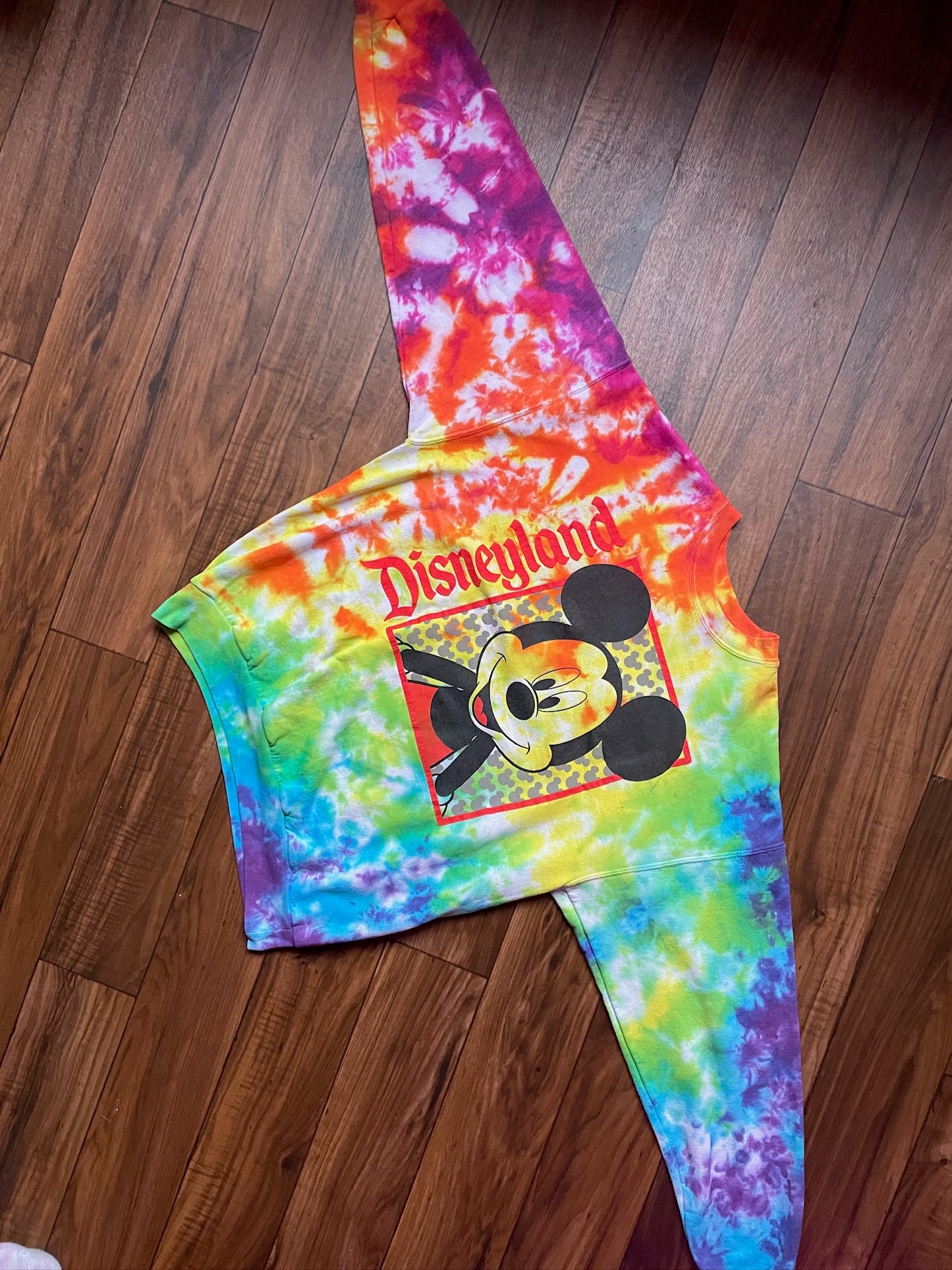 Men's Large Disneyland Mickey Mouse Rainbow Tie Dye Crewneck Sweatshirt