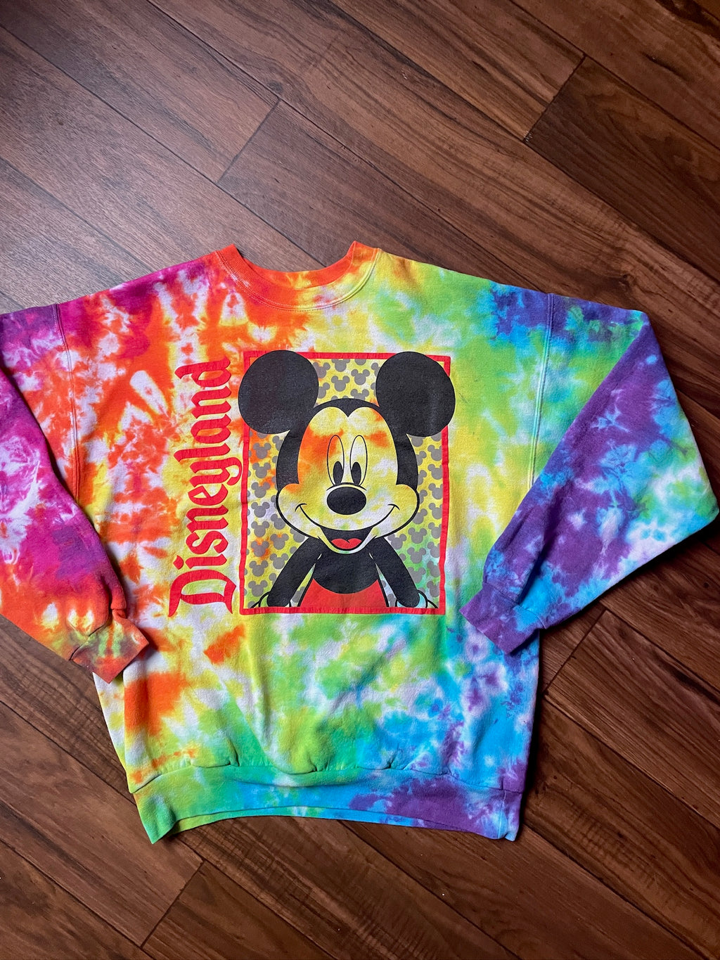 Men's Large Disneyland Mickey Mouse Rainbow Tie Dye Crewneck Sweatshirt