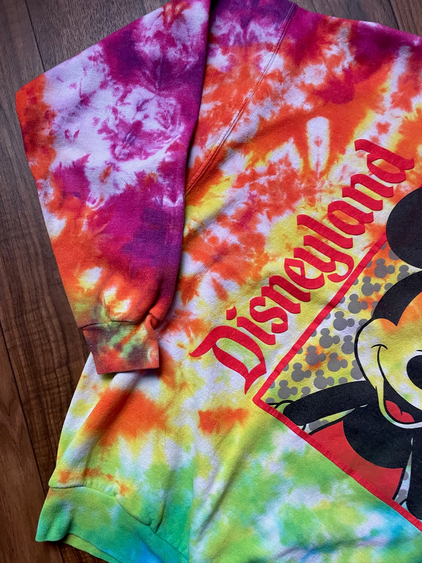 Men's Large Disneyland Mickey Mouse Rainbow Tie Dye Crewneck Sweatshirt