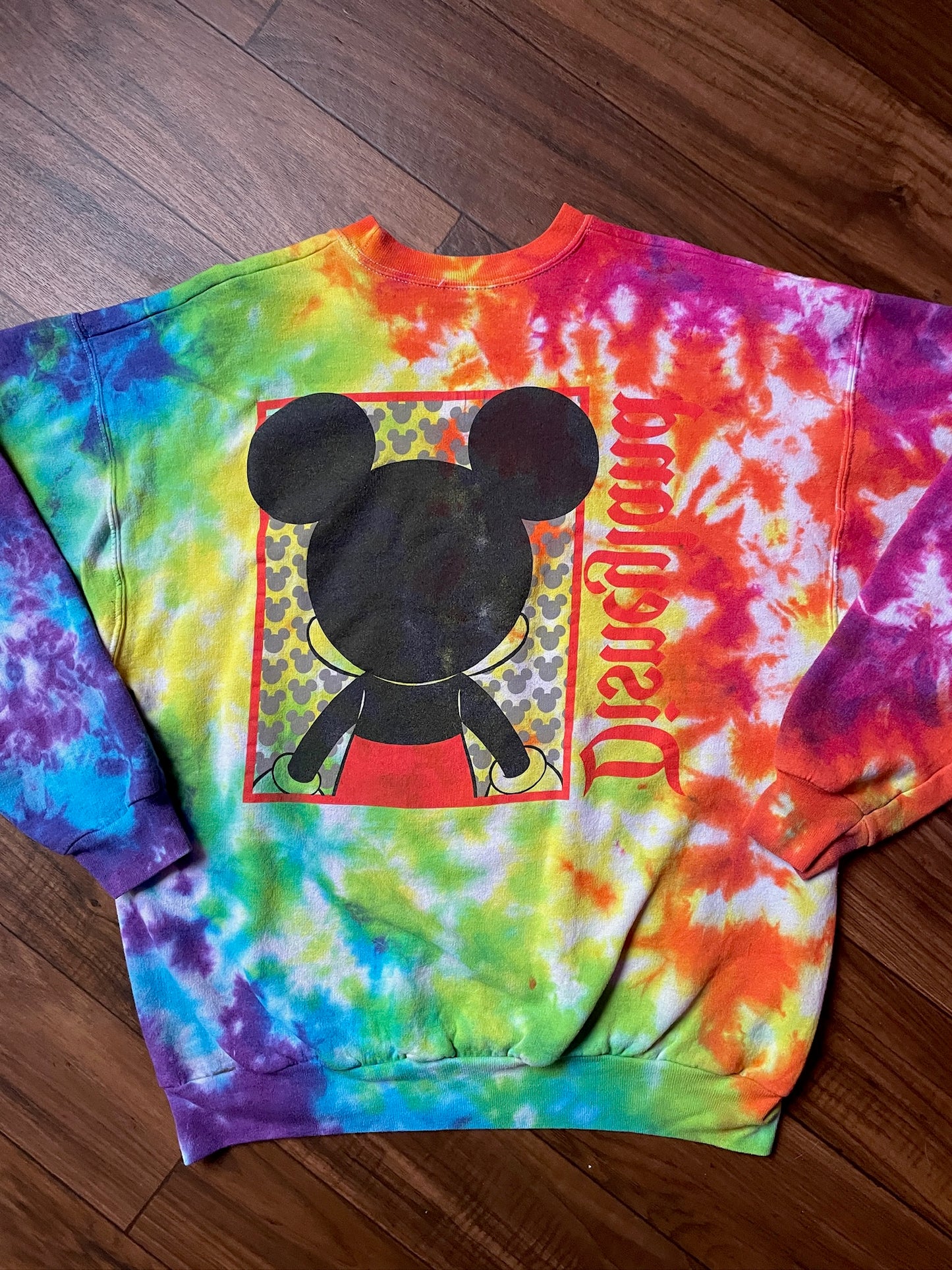 Men's Large Disneyland Mickey Mouse Rainbow Tie Dye Crewneck Sweatshirt