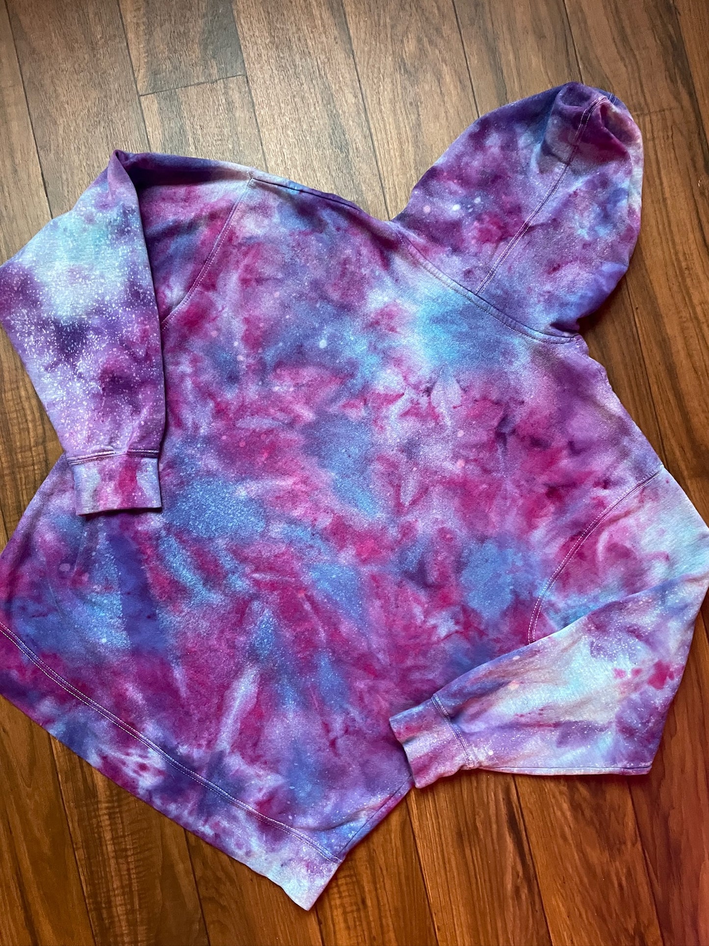 Men's XL The Impaler Snowboard Mag Galaxy Ice Dye Hoodie