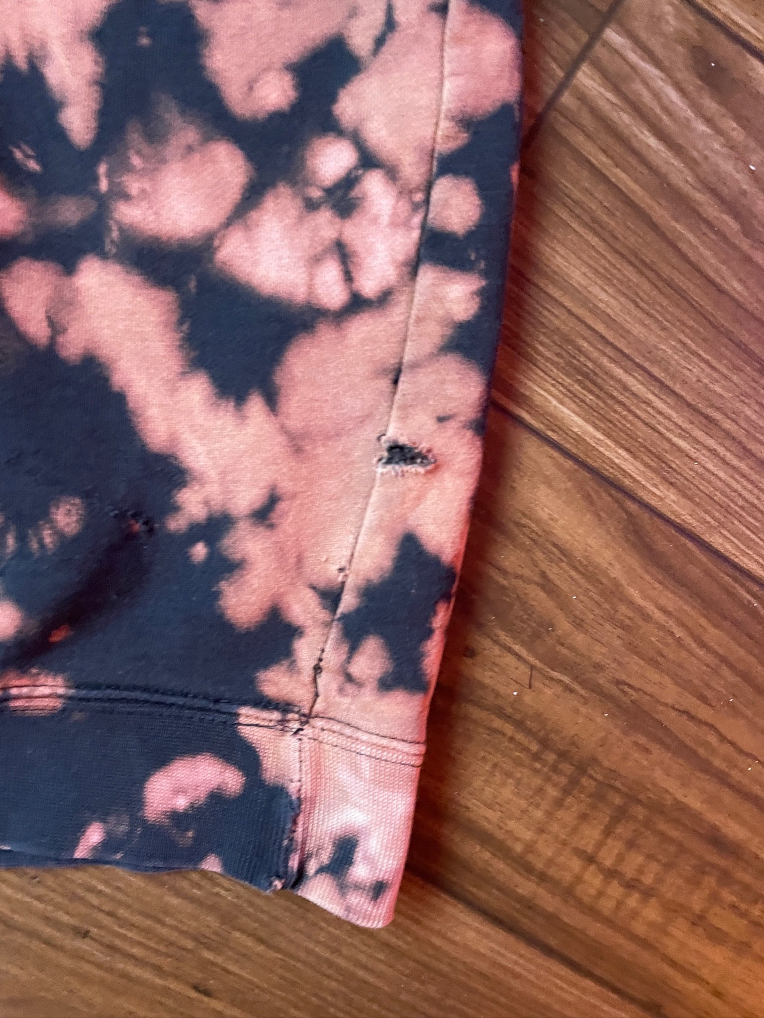 Men's XL No Fear Bleach Dye Hoodie