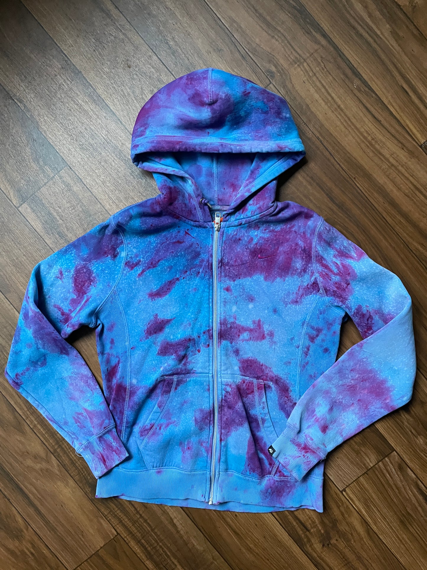 Women's Medium WUTAH Galaxy Ice Dye Tie Dye Zip-Up Hoodie