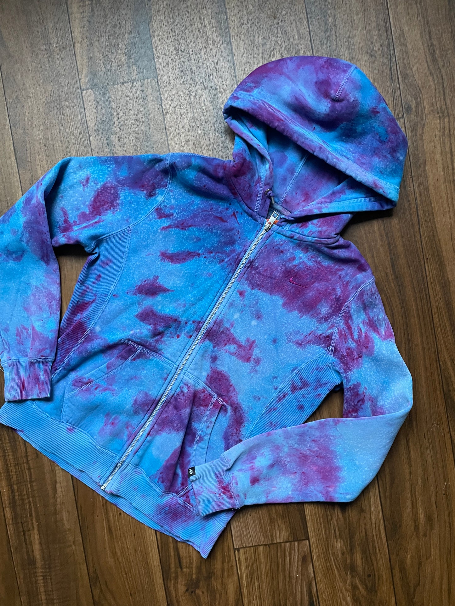 Women's Medium WUTAH Galaxy Ice Dye Tie Dye Zip-Up Hoodie