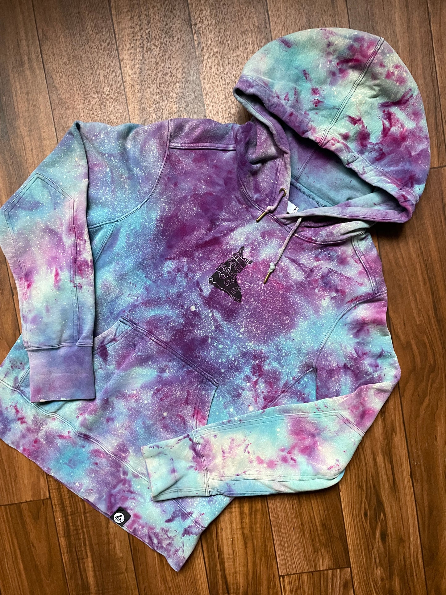 Men's Small Ski Boot Galaxy Ice Dye Hoodie