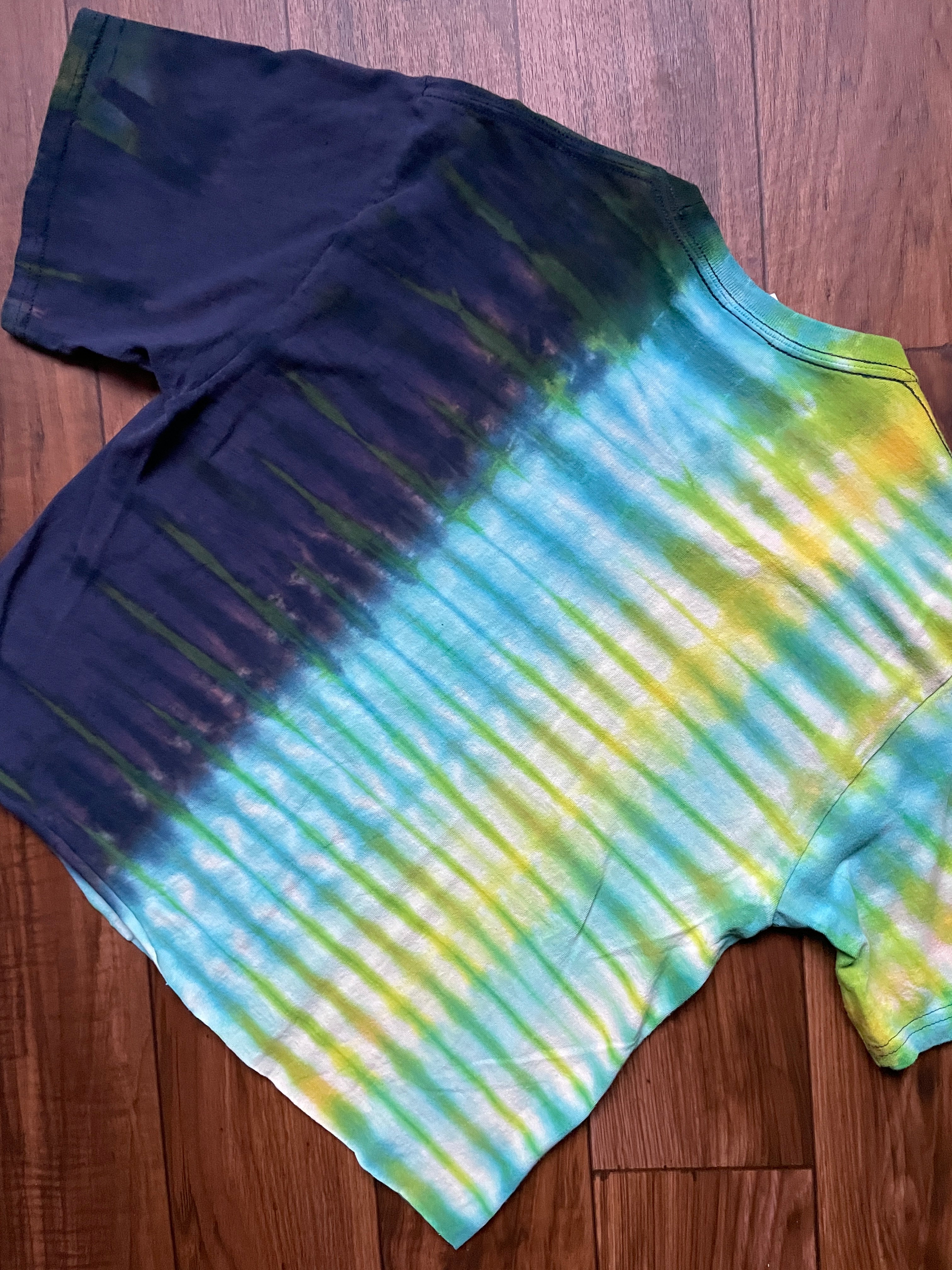 Men's Medium Climbing Carabiner Tie Dye Short Sleeve Crop Top