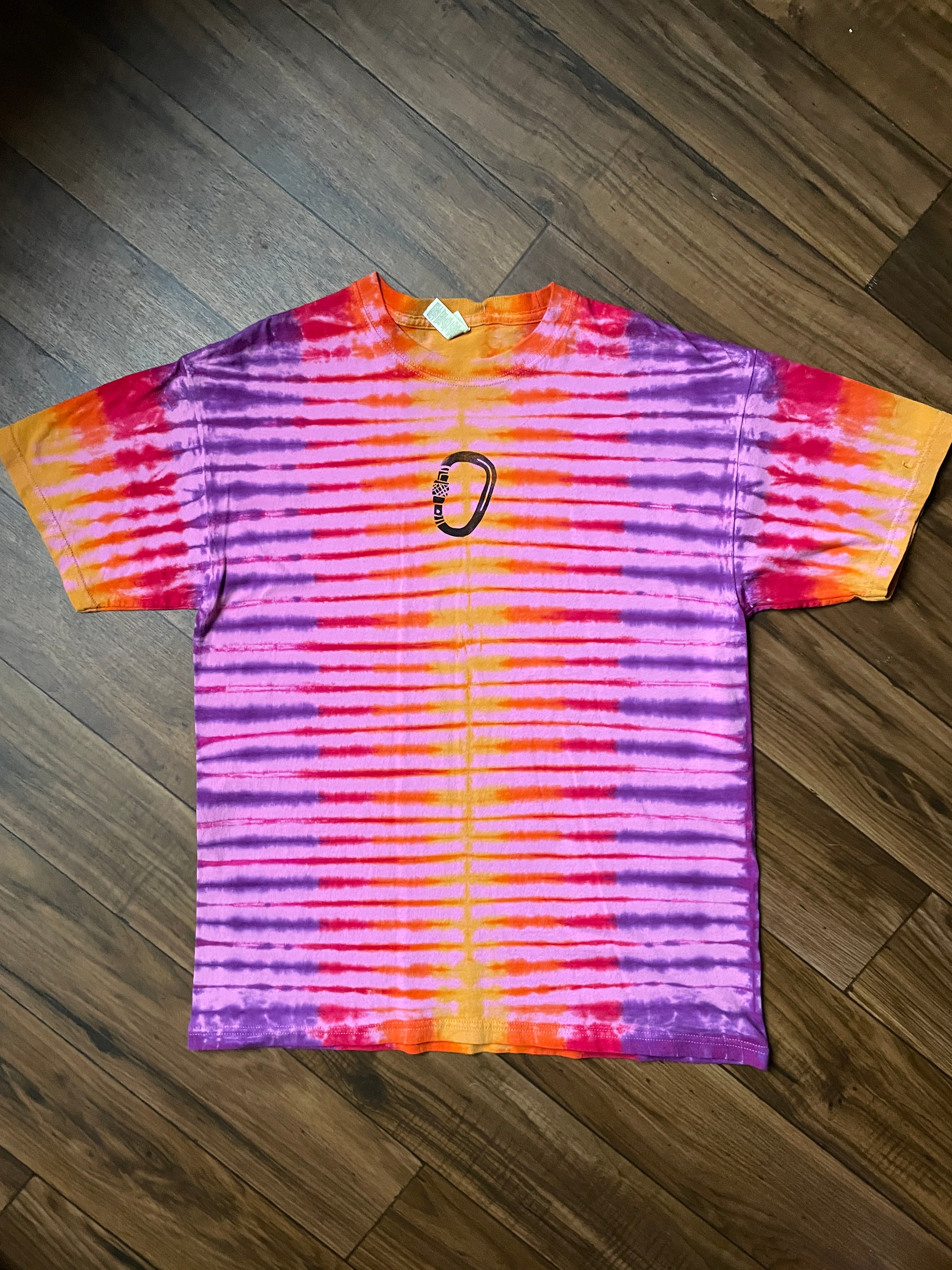 Men's Large Sunset Climbing Carabiner Tie Dye Short Sleeve T-Shirt