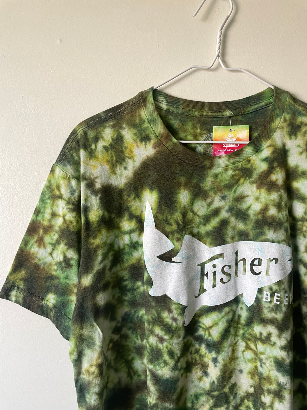 Large Men’s Fisher Beer Handmade Reverse Tie Dye Short Sleeve T-Shirt | One-Of-a-Kind Upcycled Green, Yellow, and White Tie Dye Top