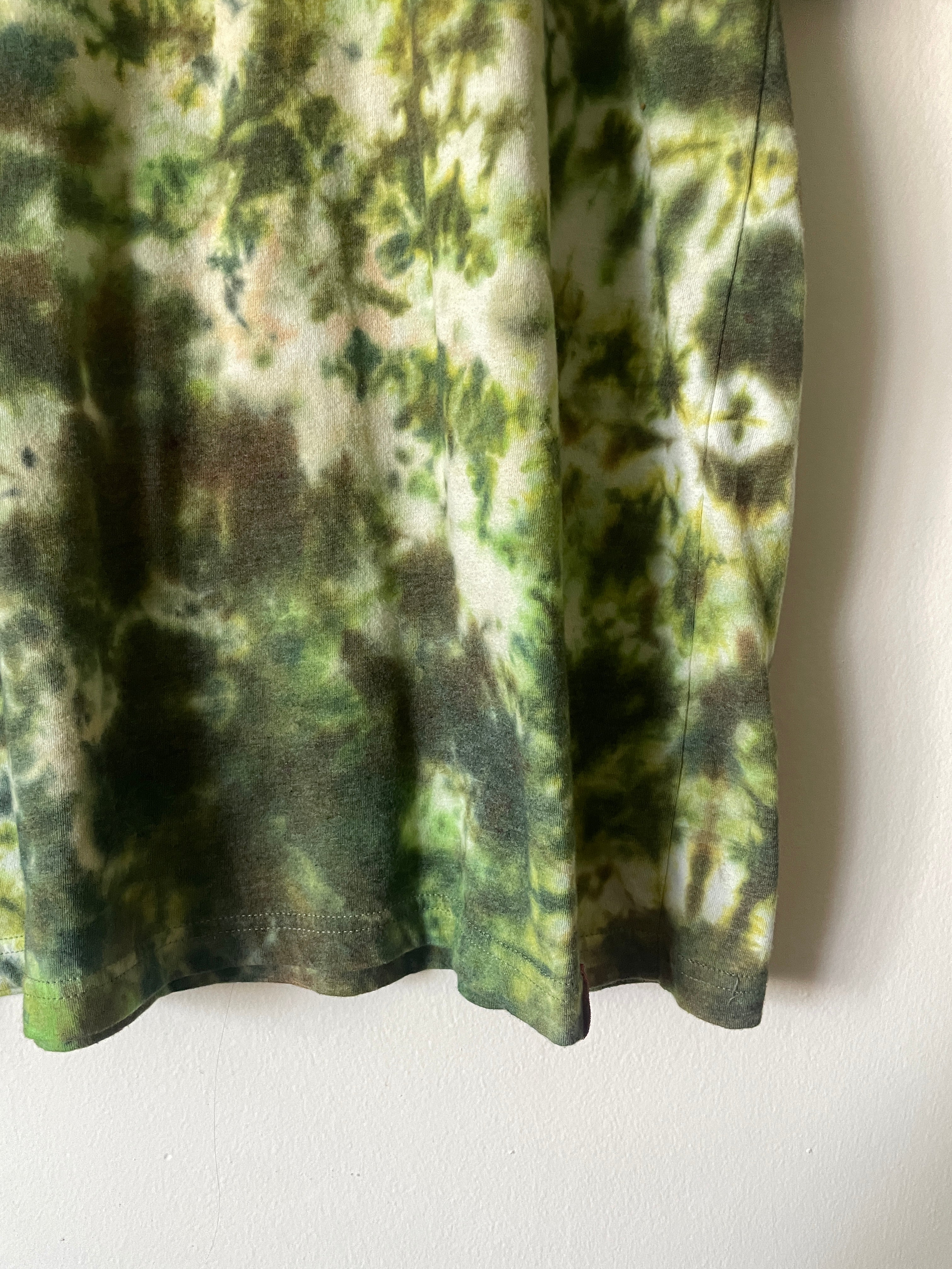 Large Men’s Fisher Beer Handmade Reverse Tie Dye Short Sleeve T-Shirt | One-Of-a-Kind Upcycled Green, Yellow, and White Tie Dye Top
