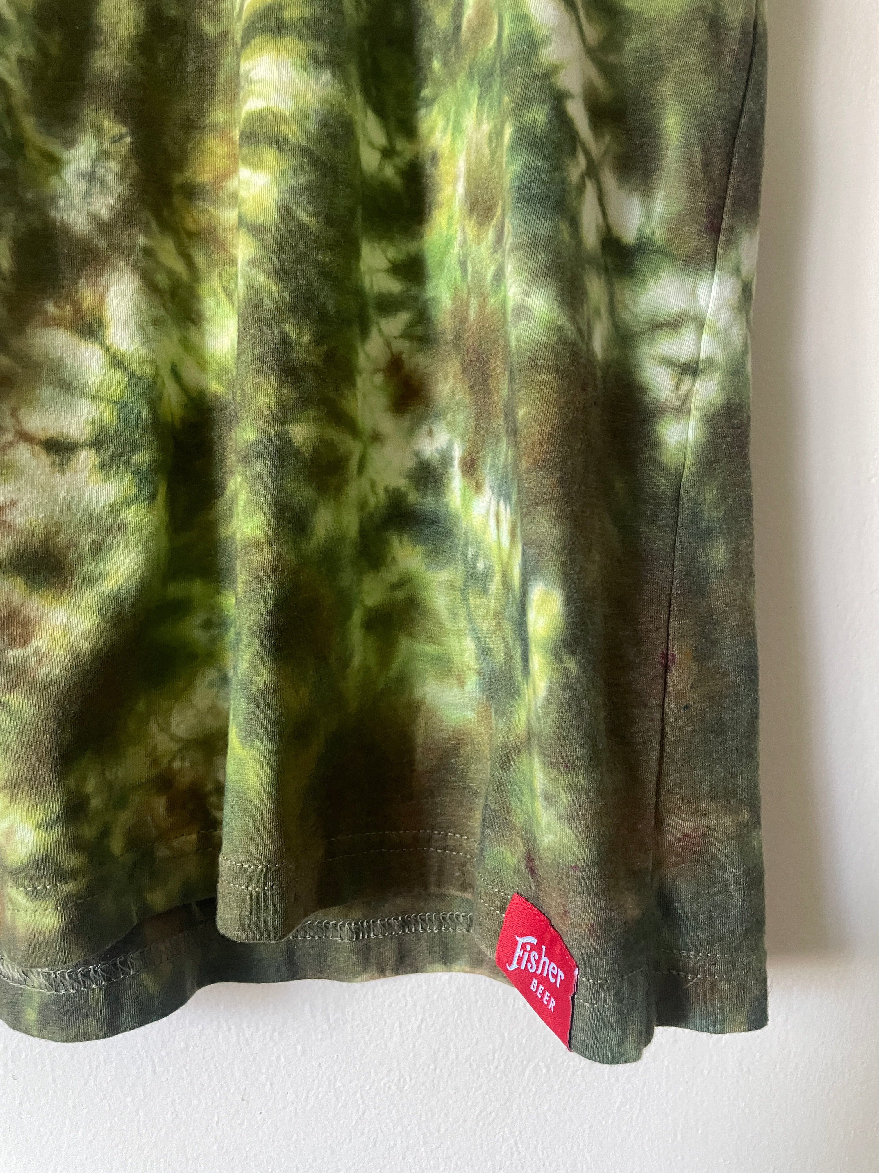 Large Men’s Fisher Beer Handmade Reverse Tie Dye Short Sleeve T-Shirt | One-Of-a-Kind Upcycled Green, Yellow, and White Tie Dye Top