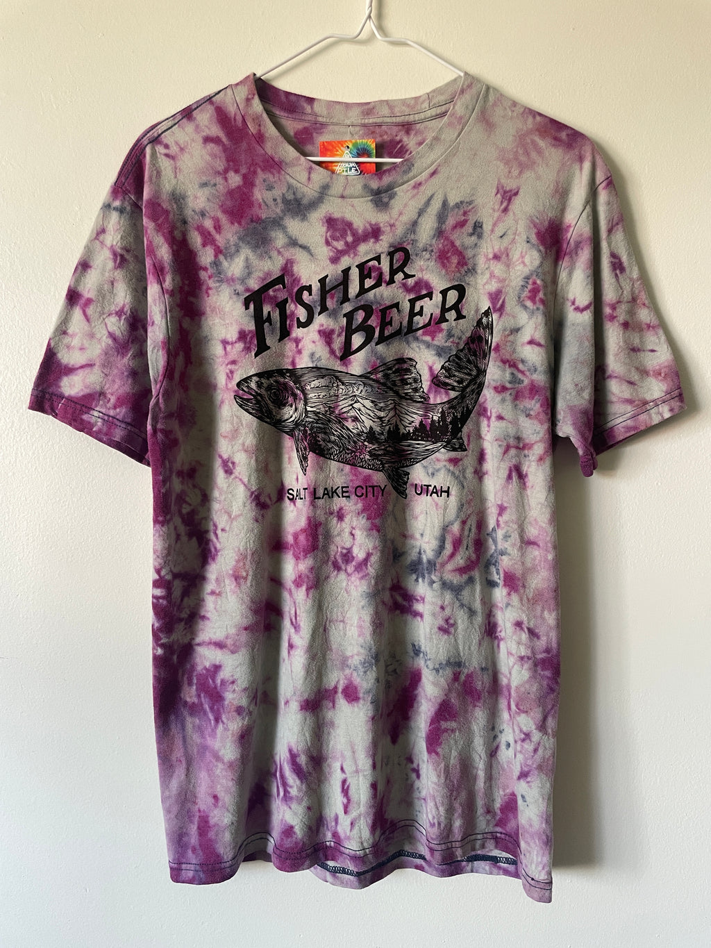 Large Men’s Fisher Beer Handmade Reverse Tie Dye Short Sleeve T-Shirt | One-Of-a-Kind Upcycled Purple and Gray Crumpled Tie Dye Top