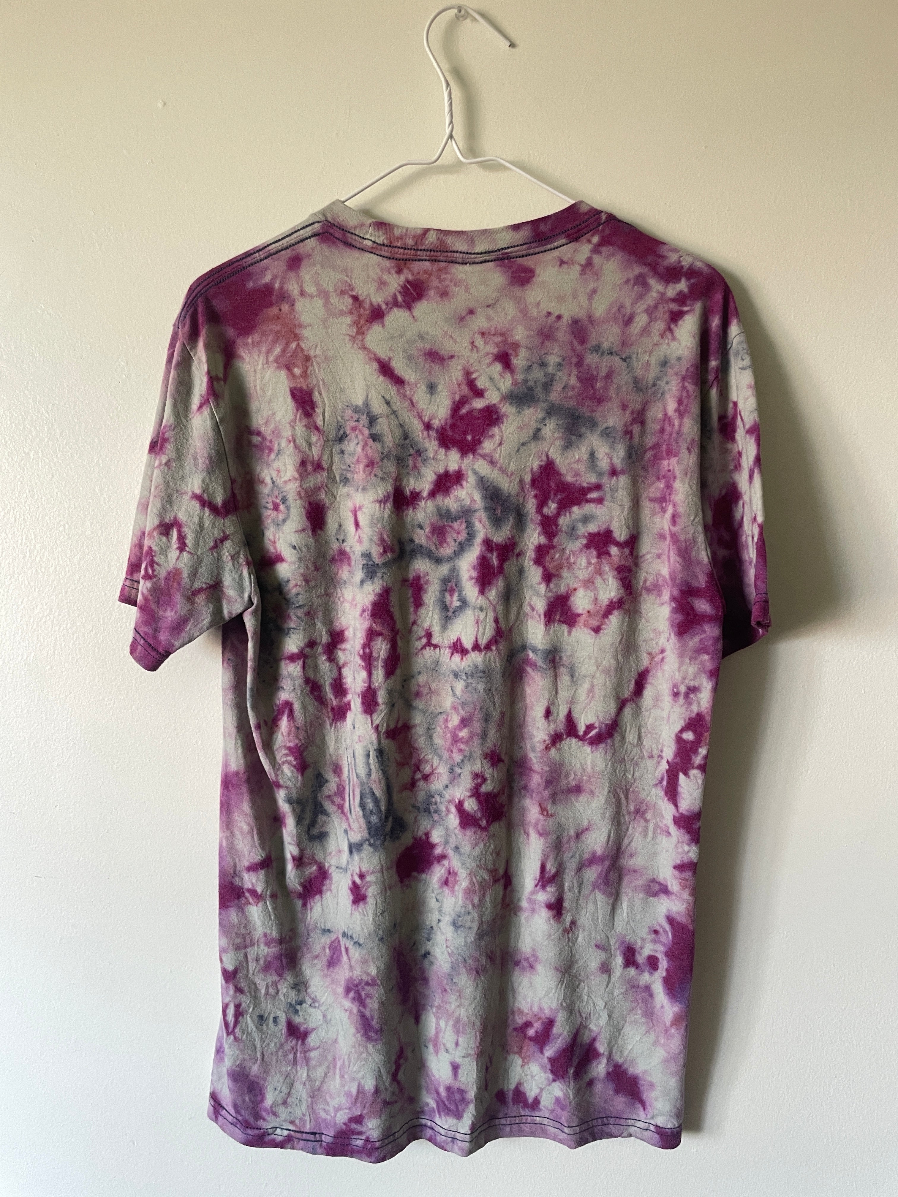 Large Men’s Fisher Beer Handmade Reverse Tie Dye Short Sleeve T-Shirt | One-Of-a-Kind Upcycled Purple and Gray Crumpled Tie Dye Top