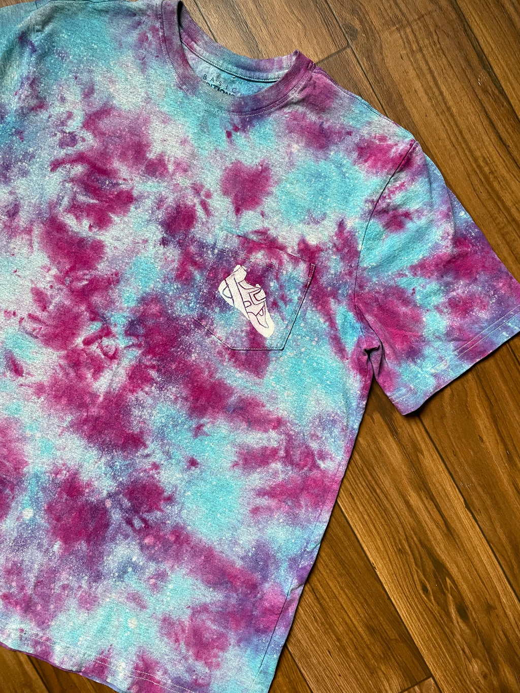 Men's Large Climbing Shoe Galaxy Tie Dye Short Sleeve T-Shirt