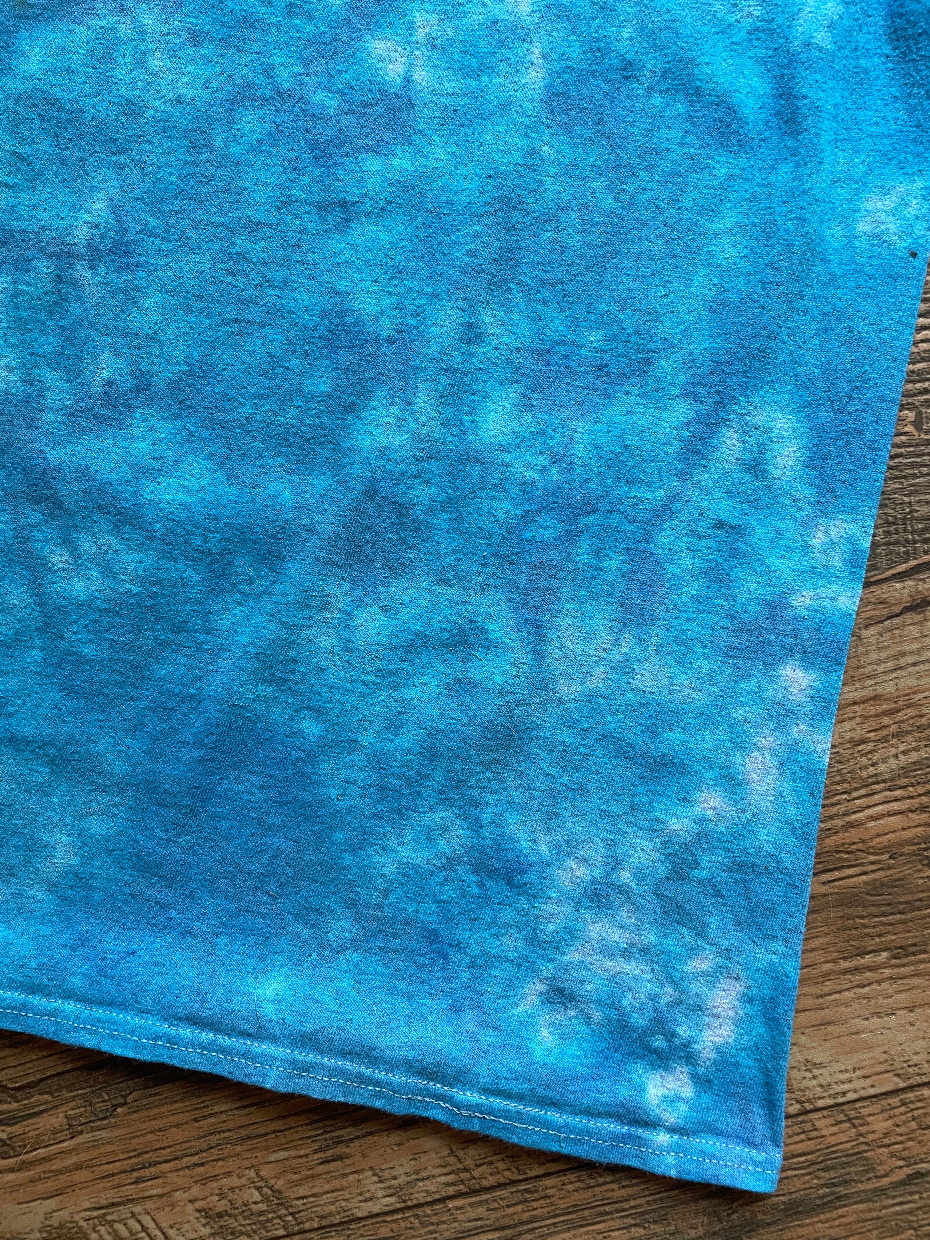 Blue Wolf Pack Short Sleeve Tie Dye T-Shirt | Men's Small