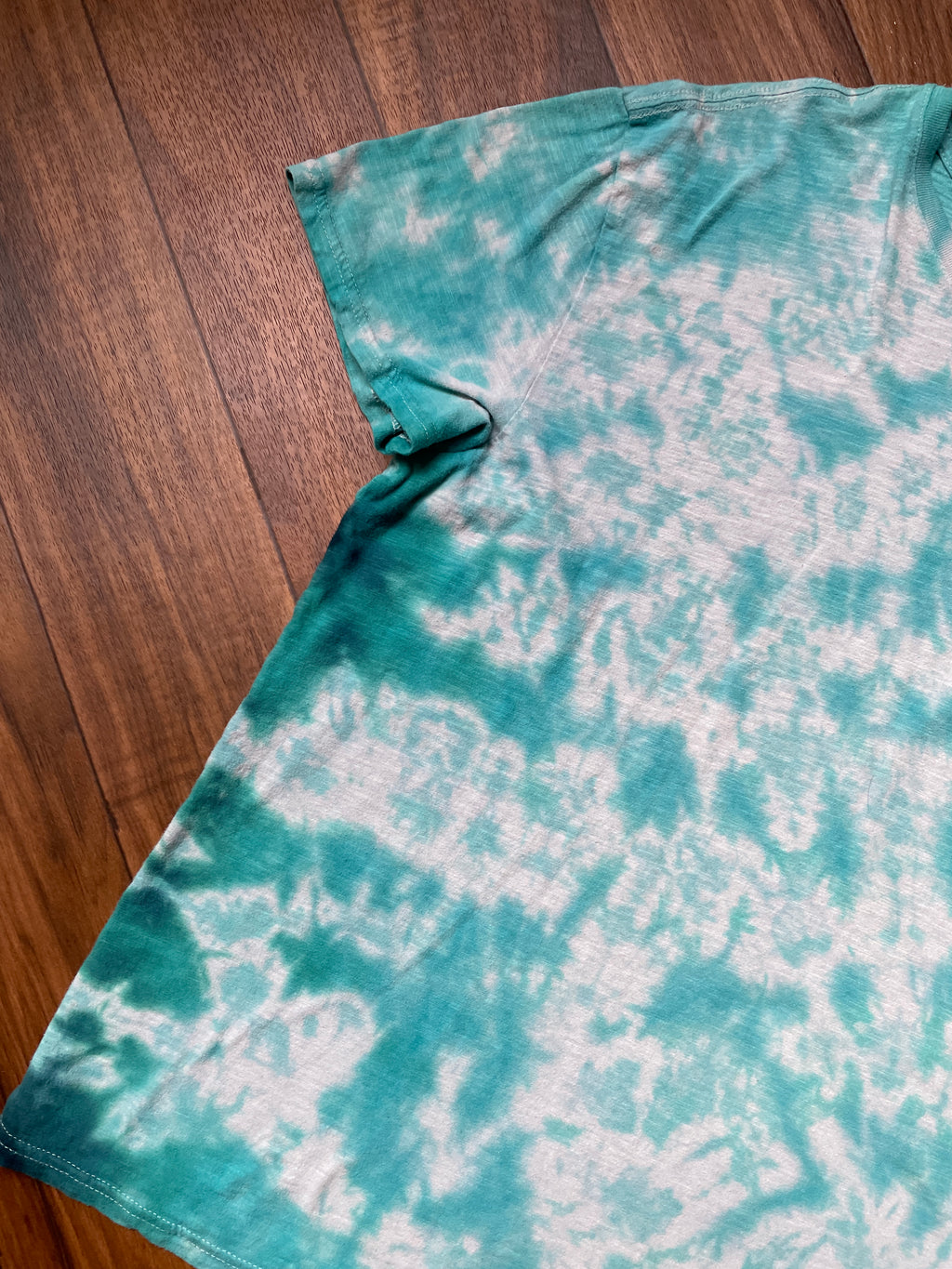 Men's XL Ski Boot Tie Dye Short Sleeve T-Shirt