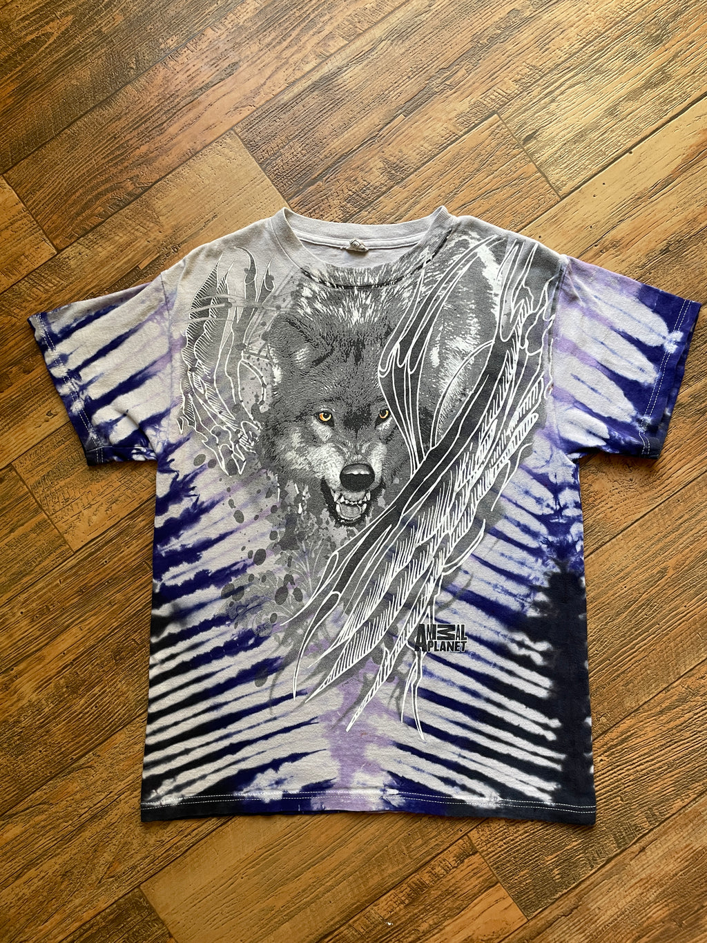 Animal Planet Lone Wolf Purple & Gray Tie Dye T-Shirt | Men's Medium, Short Sleeve